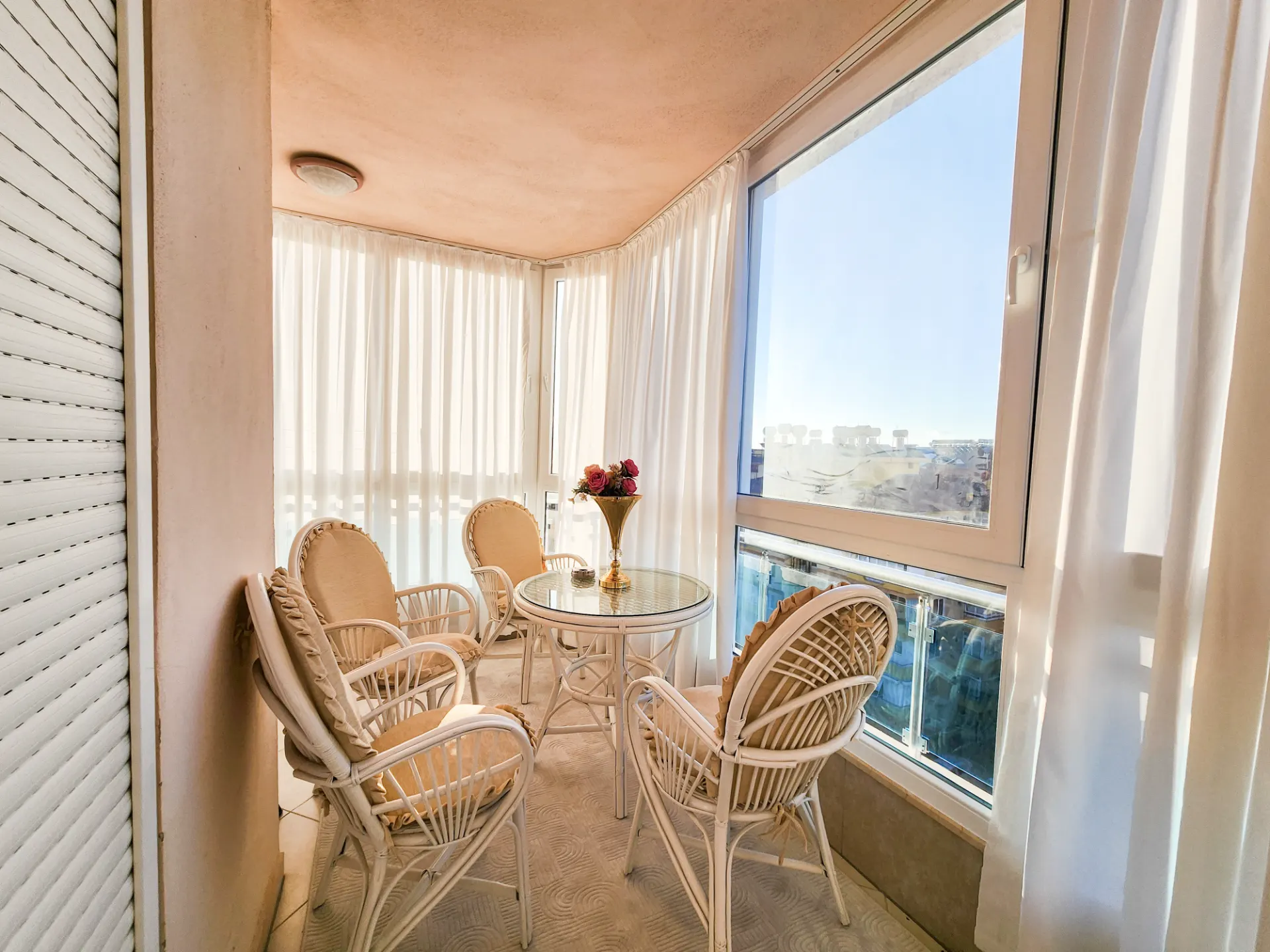 Alanya Merkez’de Satılık 4+1 Geniş Daire | 240 m²