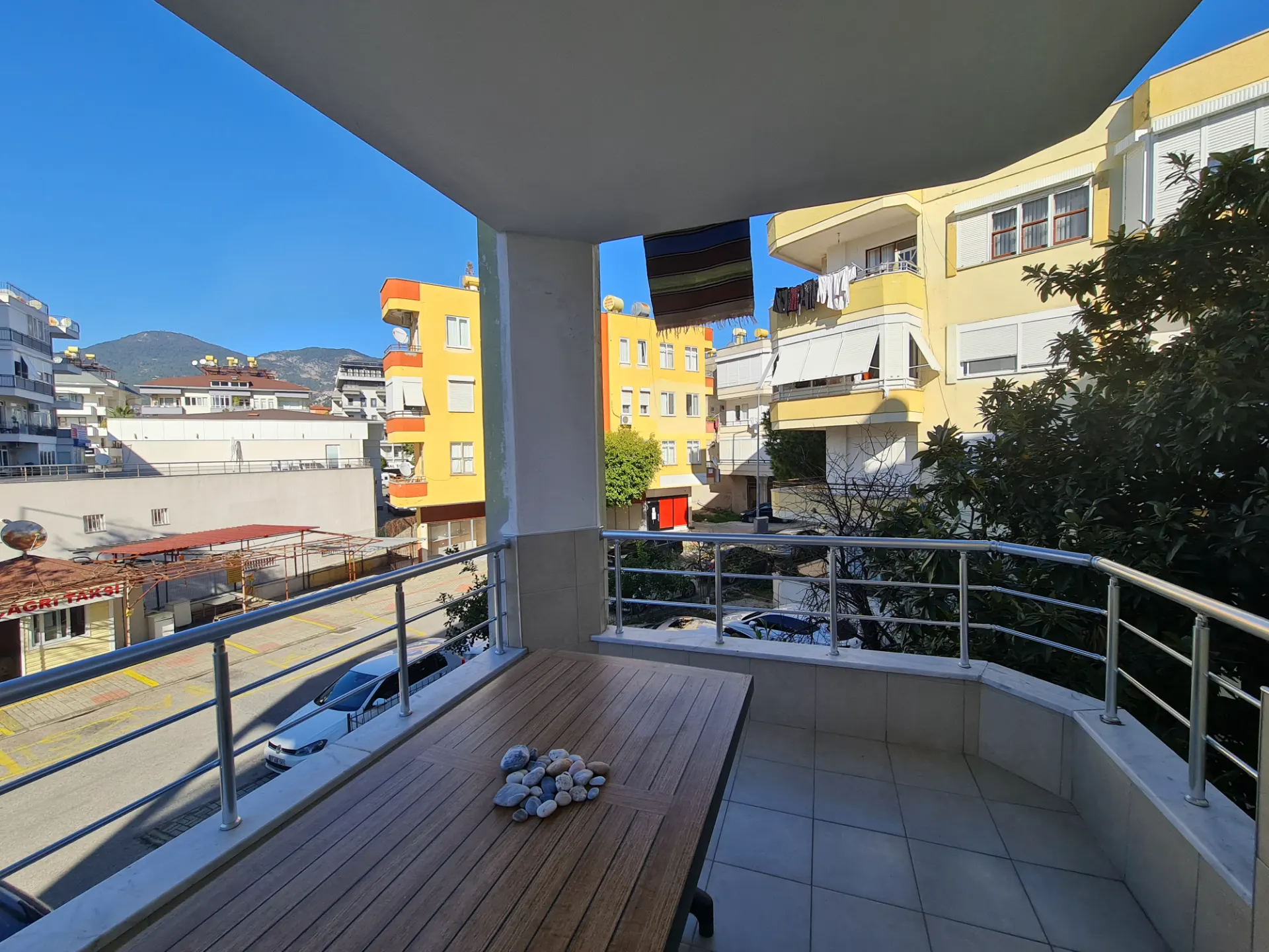 Appartement 2+1 à vendre à 400m de la plage
