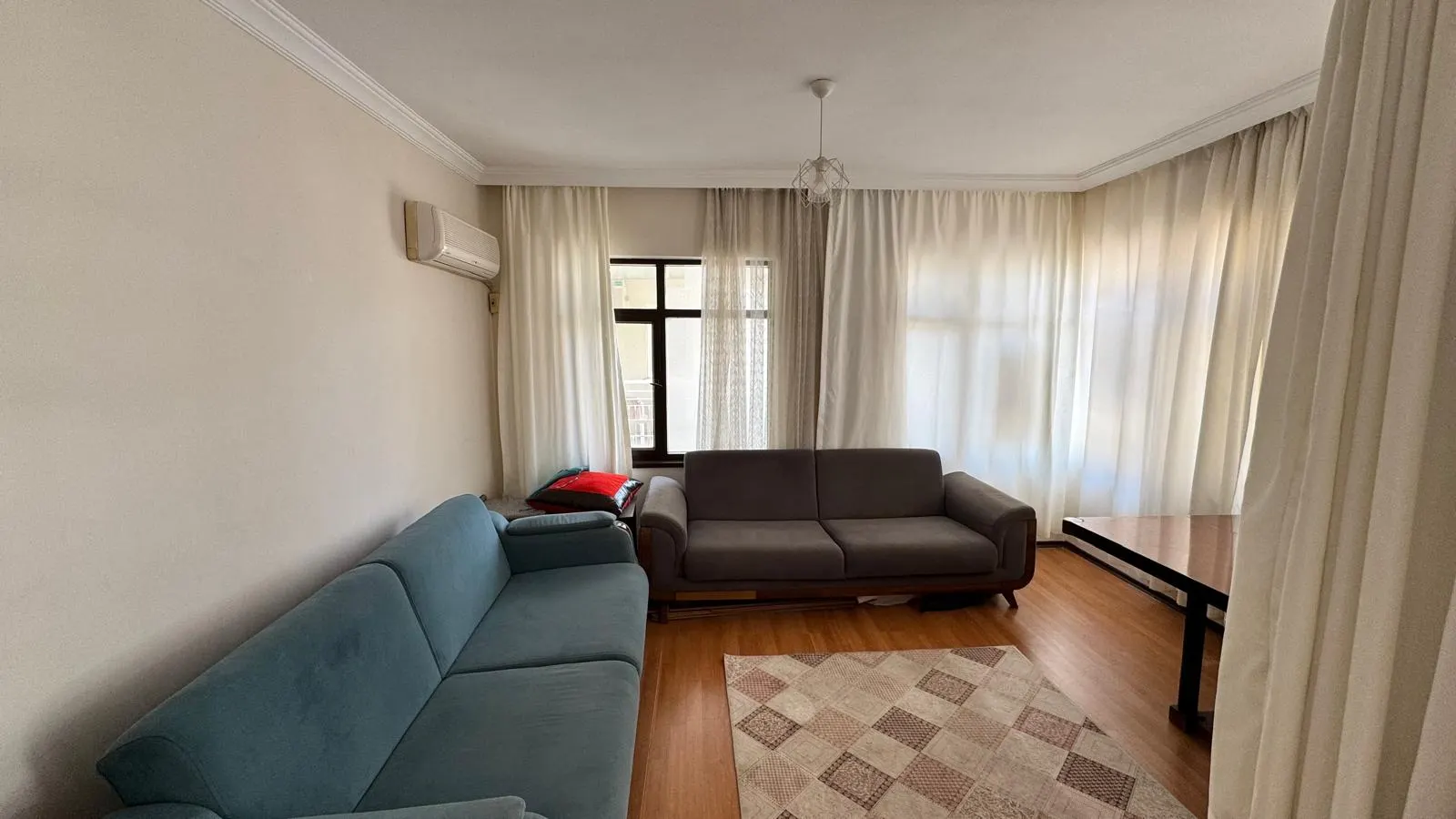 Alanya Merkez’de Satılık 2+1 Daire | Denize 50 Metre
