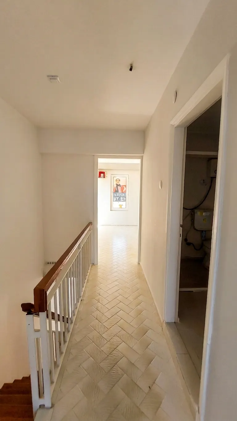 Sahile 500 Metre Mesafede, Site İçerisinde Kiralık 2+1 Daire