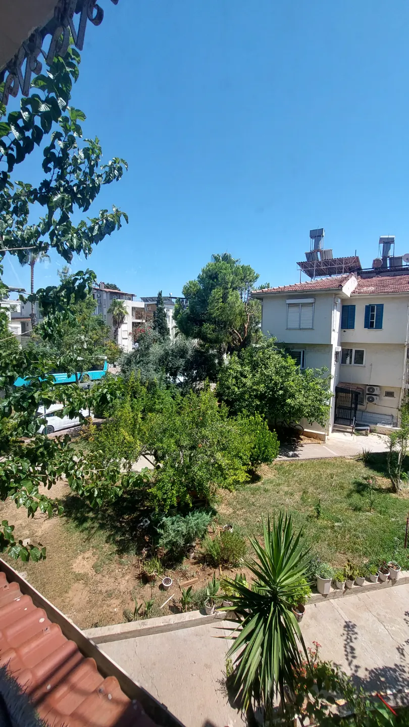 Sahile 500 Metre Mesafede, Site İçerisinde Kiralık 2+1 Daire