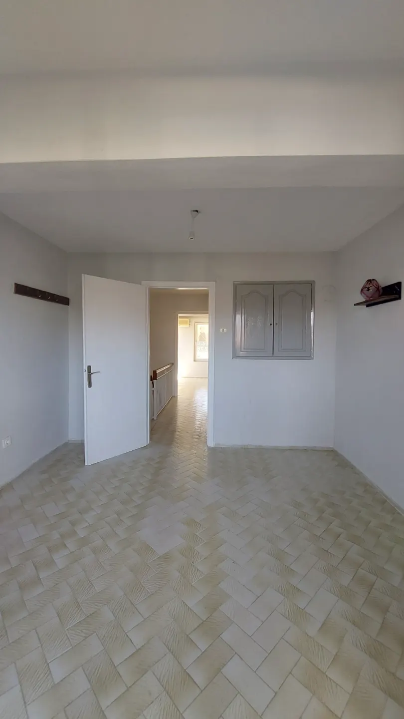 Sahile 500 Metre Mesafede, Site İçerisinde Kiralık 2+1 Daire