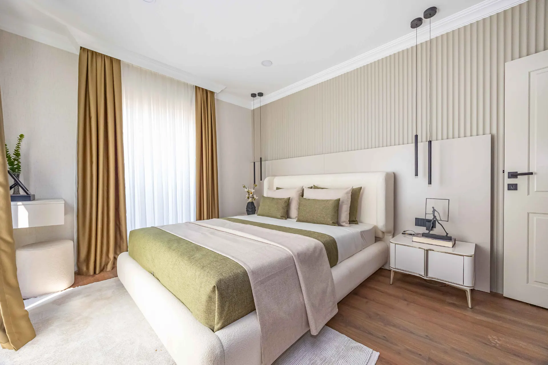 OLIMP CITY’DE ÖZEL HAVUZLU, PANORAMİK DENİZ VE DAĞ MANZARALI LÜKS 4+1 VİLLA
