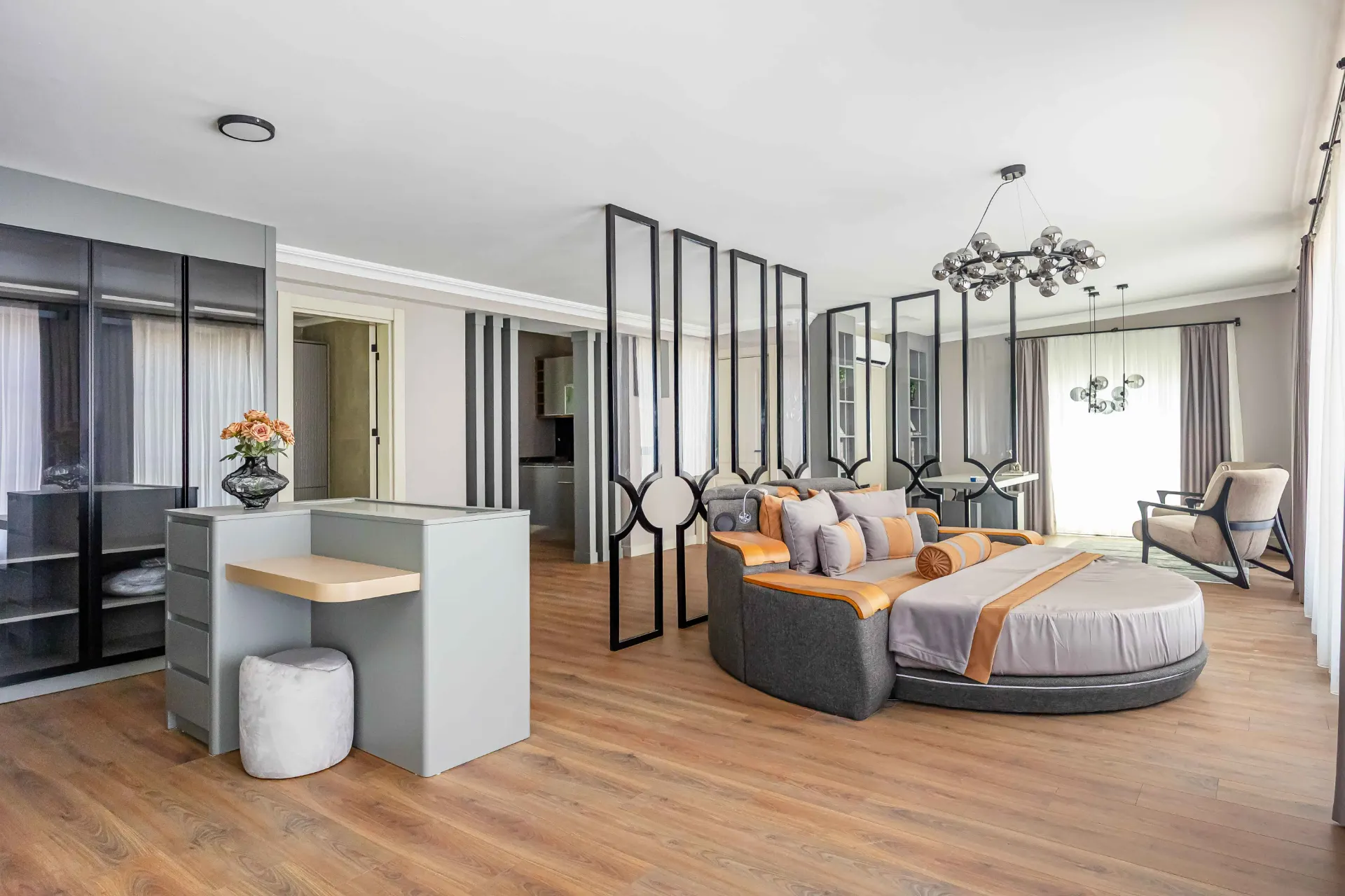 OLIMP CITY’DE ÖZEL HAVUZLU, PANORAMİK DENİZ VE DAĞ MANZARALI LÜKS 4+1 VİLLA