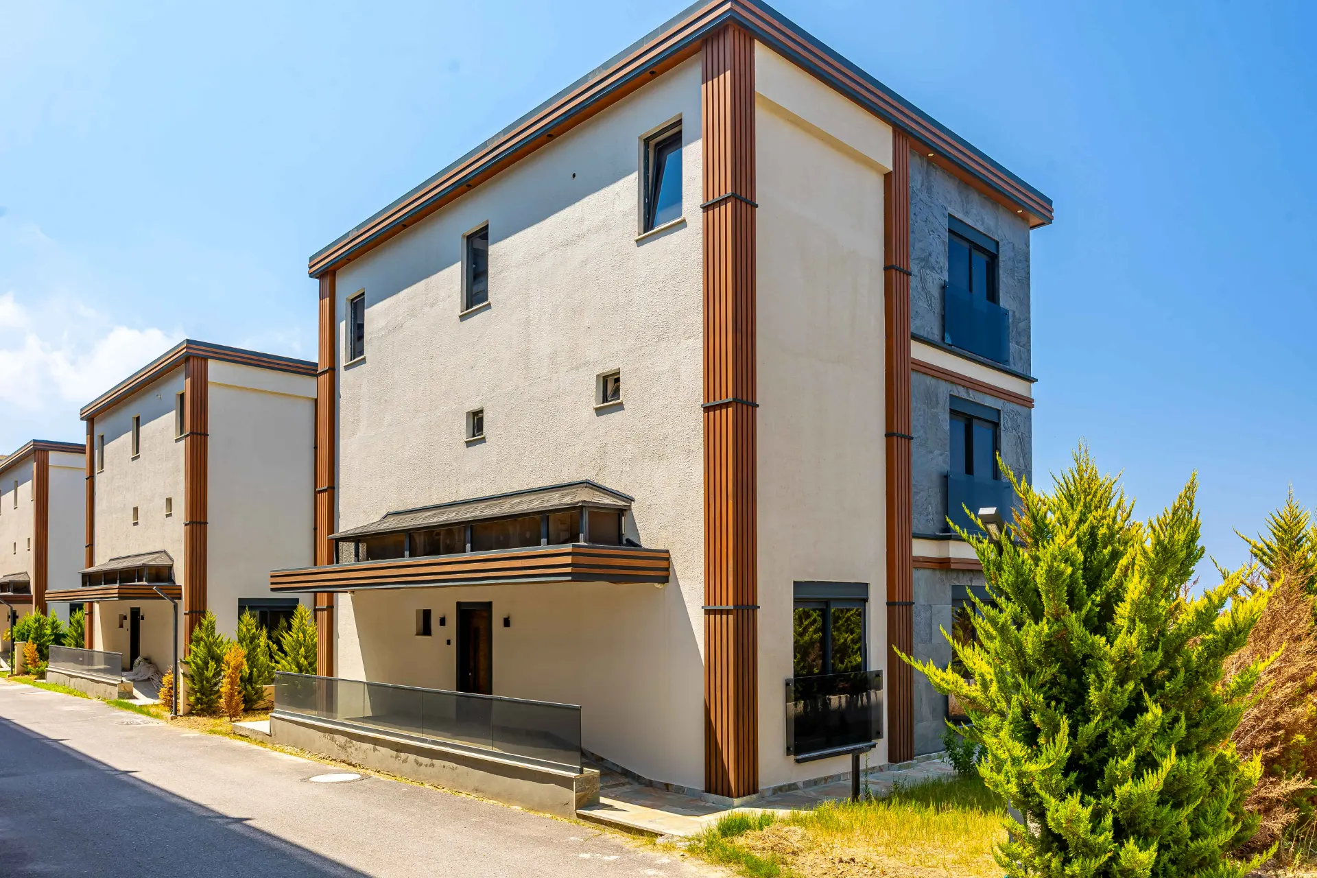 OLIMP CITY’DE ÖZEL HAVUZLU, PANORAMİK DENİZ VE DAĞ MANZARALI LÜKS 4+1 VİLLA