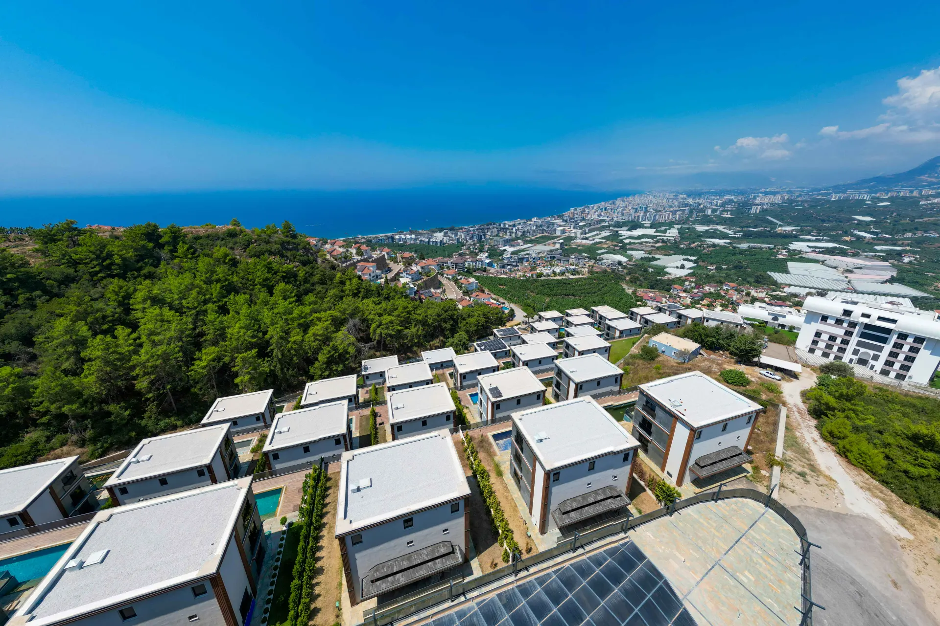 OLIMP CITY’DE ÖZEL HAVUZLU, PANORAMİK DENİZ VE DAĞ MANZARALI LÜKS 4+1 VİLLA