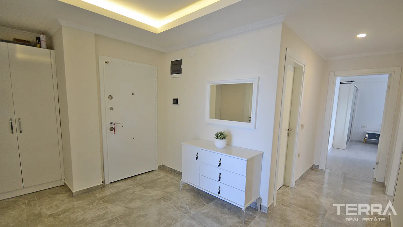 CİKCİLLİ’DE SATILIK 3+1 DENİZ MANZARALI DAİRE