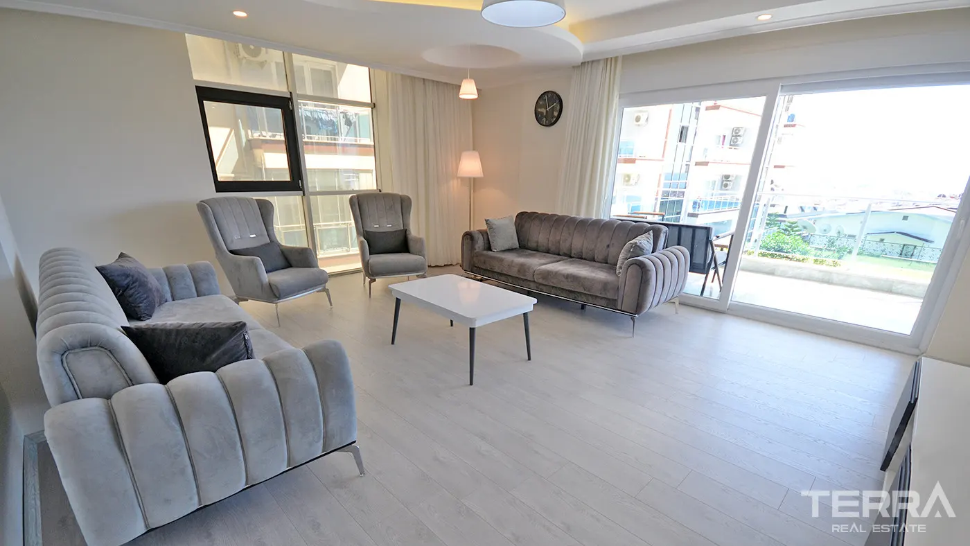 CİKCİLLİ’DE SATILIK 3+1 DENİZ MANZARALI DAİRE