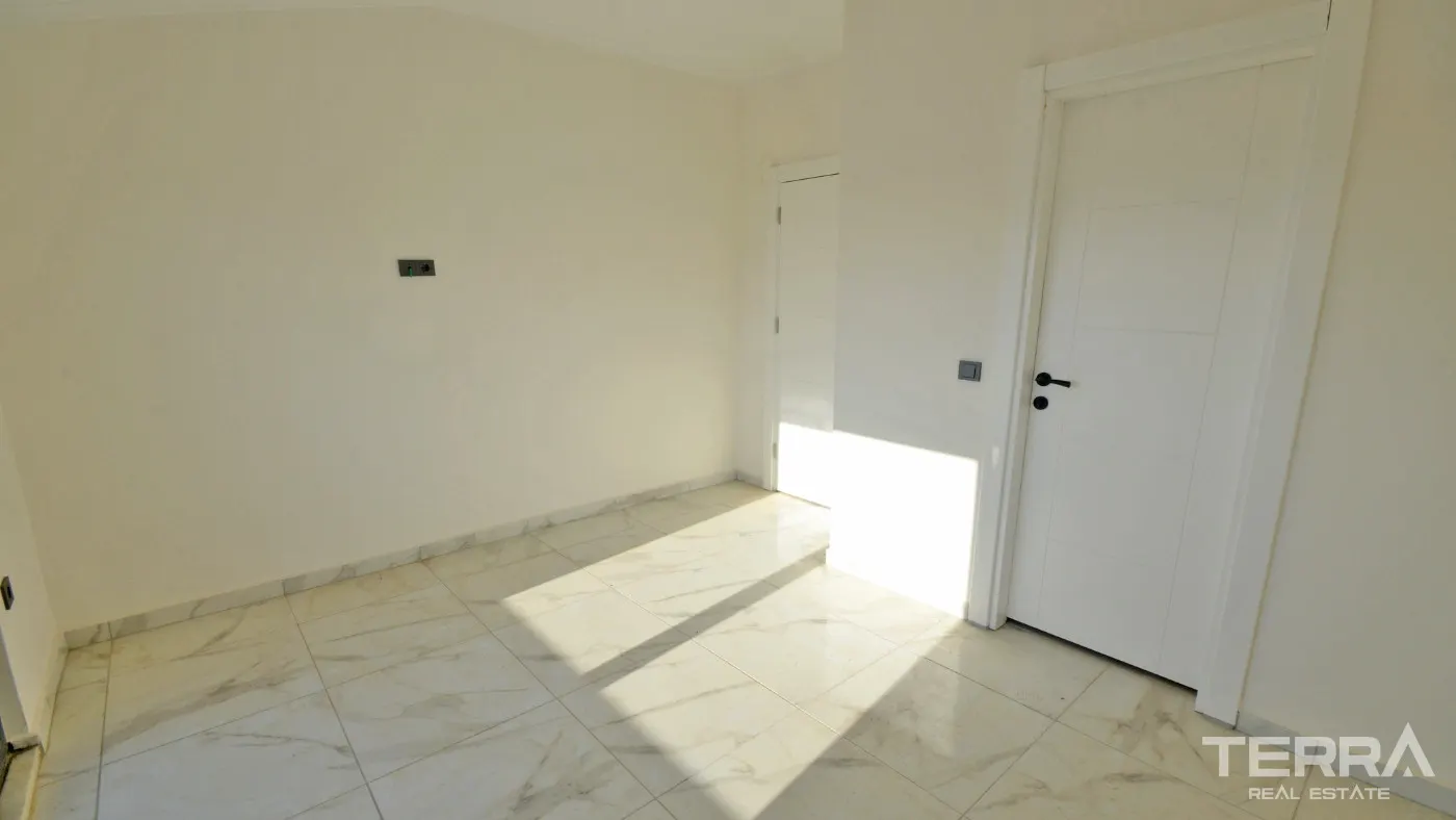 AVSALLAR'DA SATILIK UYGUN FİYATLI 3+1 DUBLEKS DAİRE