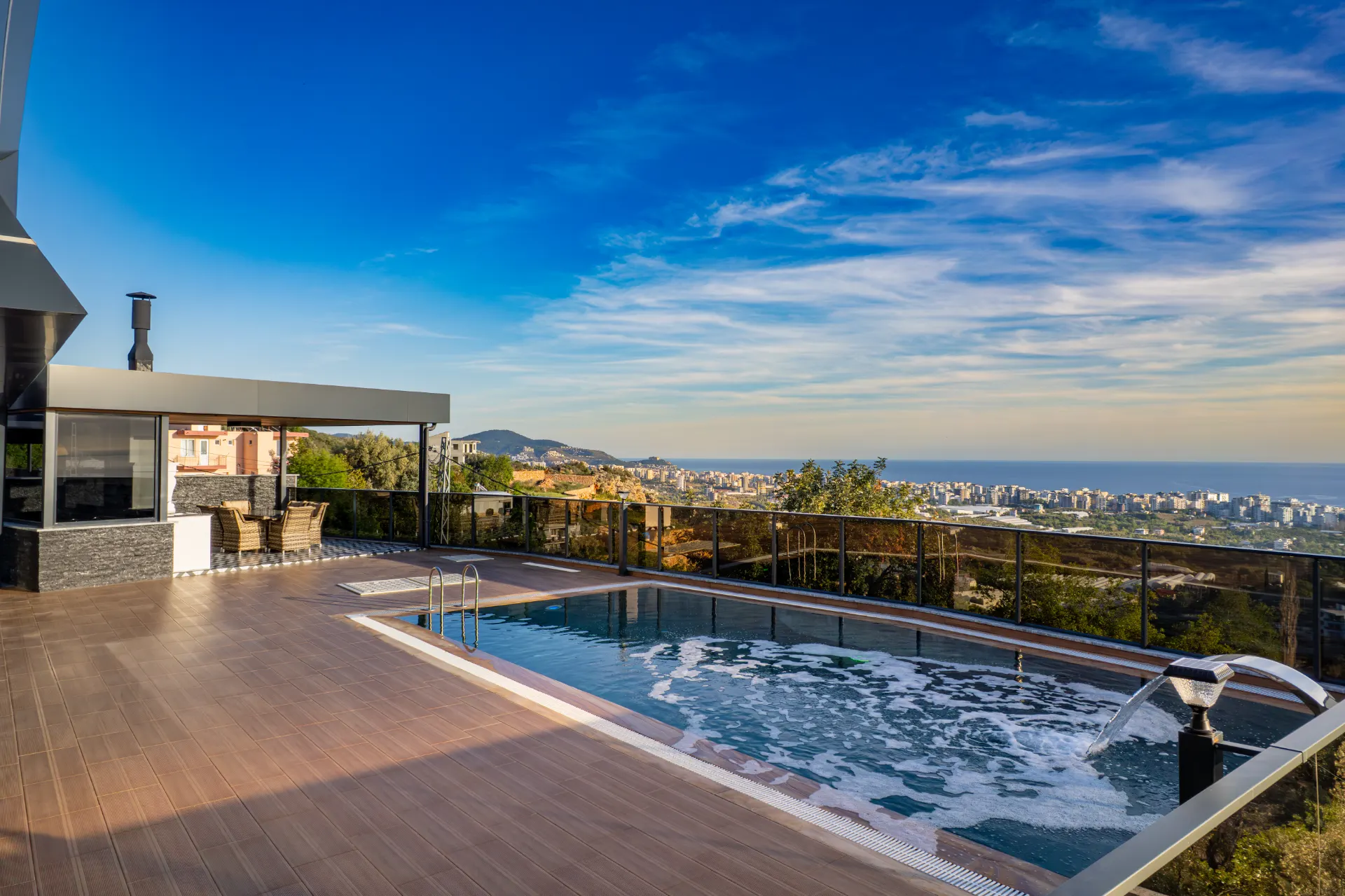 Antalya Alanya'da Satılık Müstakil Villa