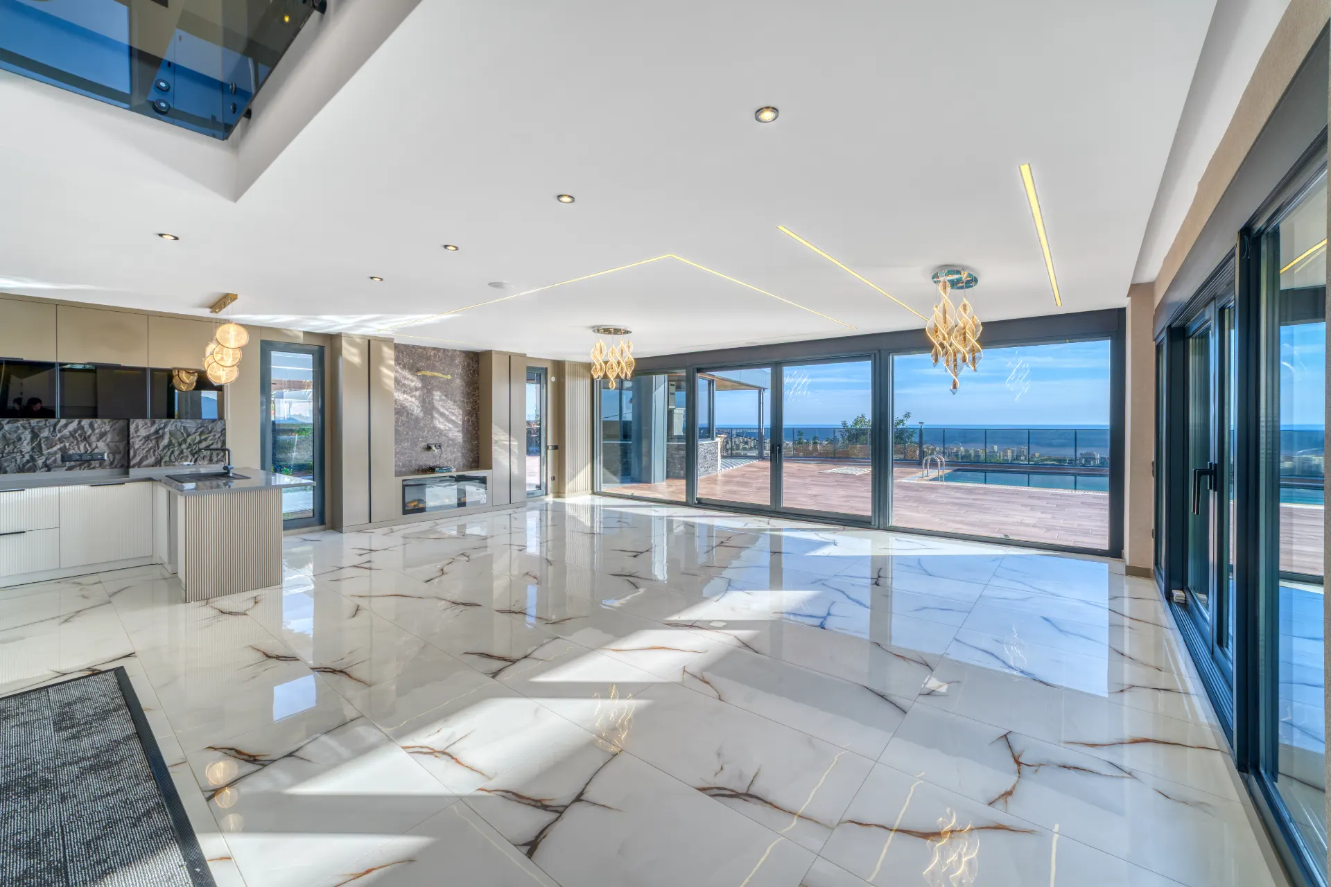 Antalya Alanya'da Satılık Müstakil Villa