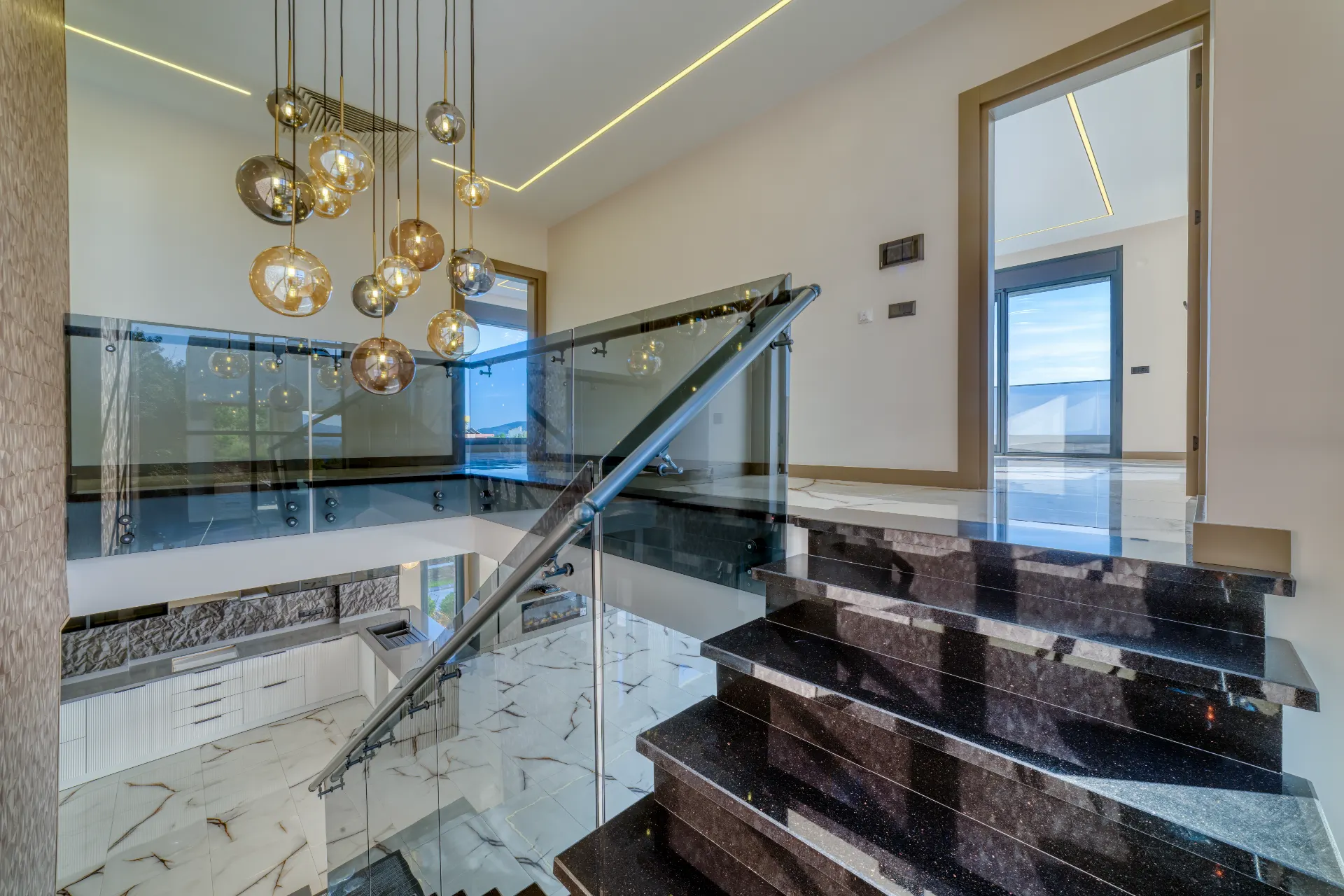 Antalya Alanya'da Satılık Müstakil Villa