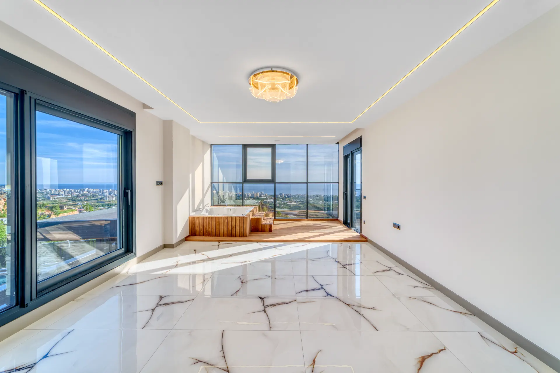 Antalya Alanya'da Satılık Müstakil Villa