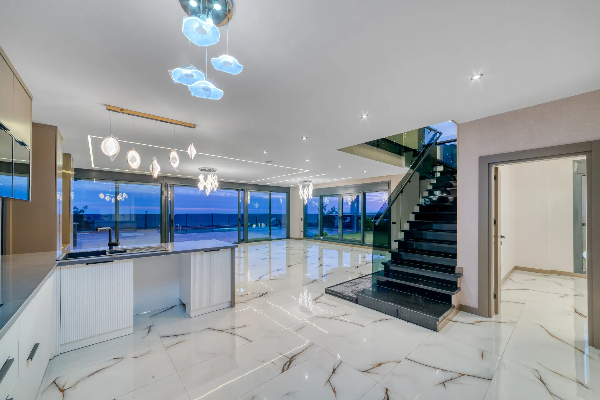 Antalya Alanya'da Satılık Müstakil Villa