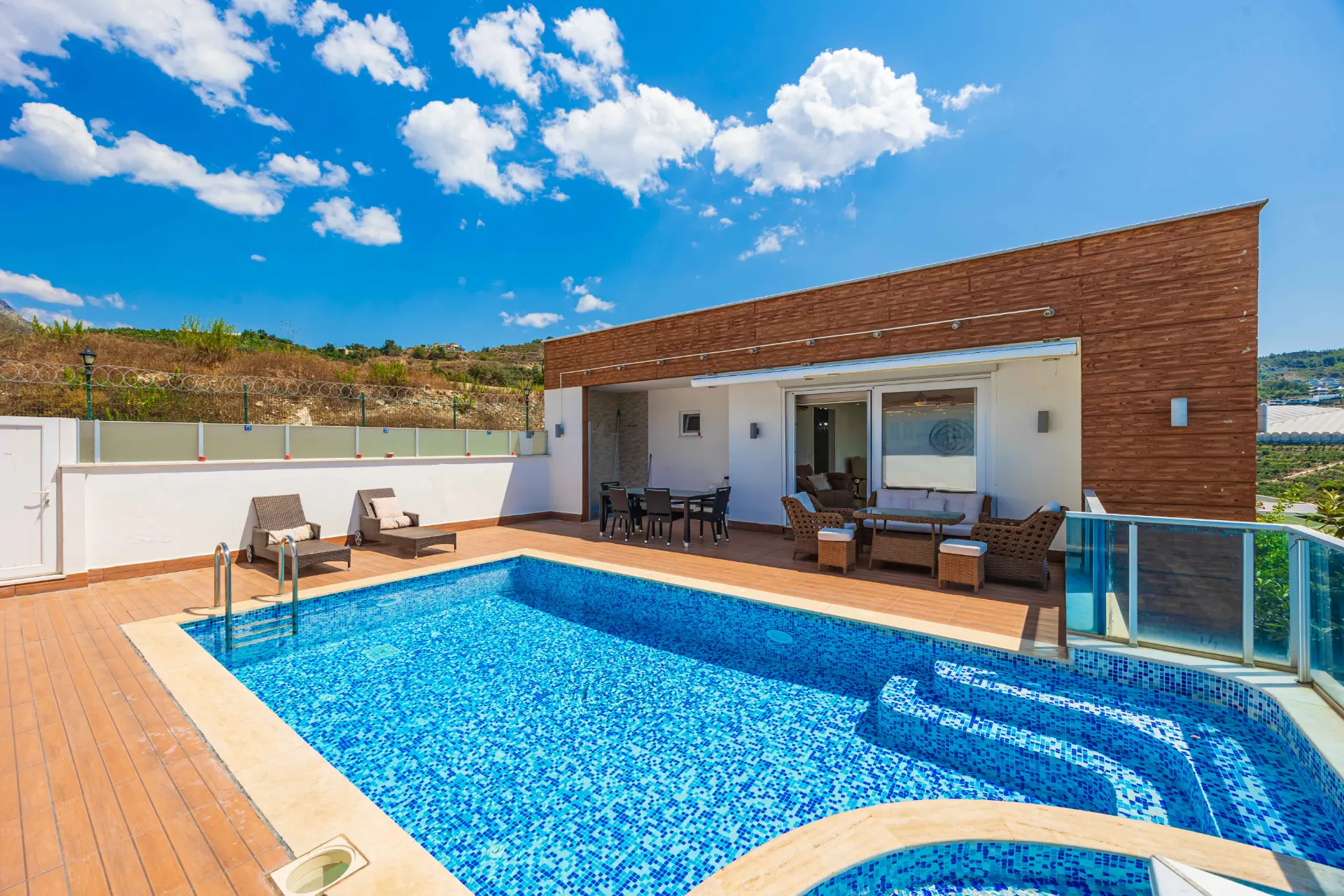 Antalya Alanya Kargıcak'ta Satılık 4+1 Villa