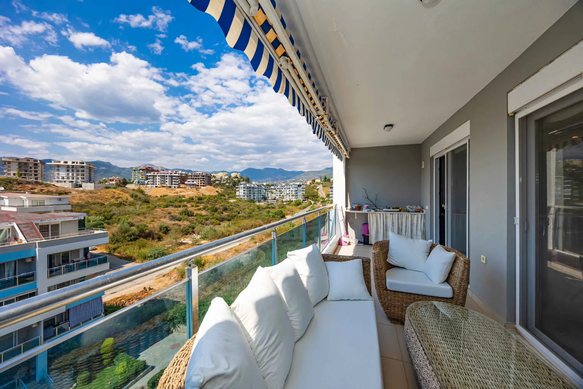 Antalya Alanya Kestel'de Satılık Lüks Daire