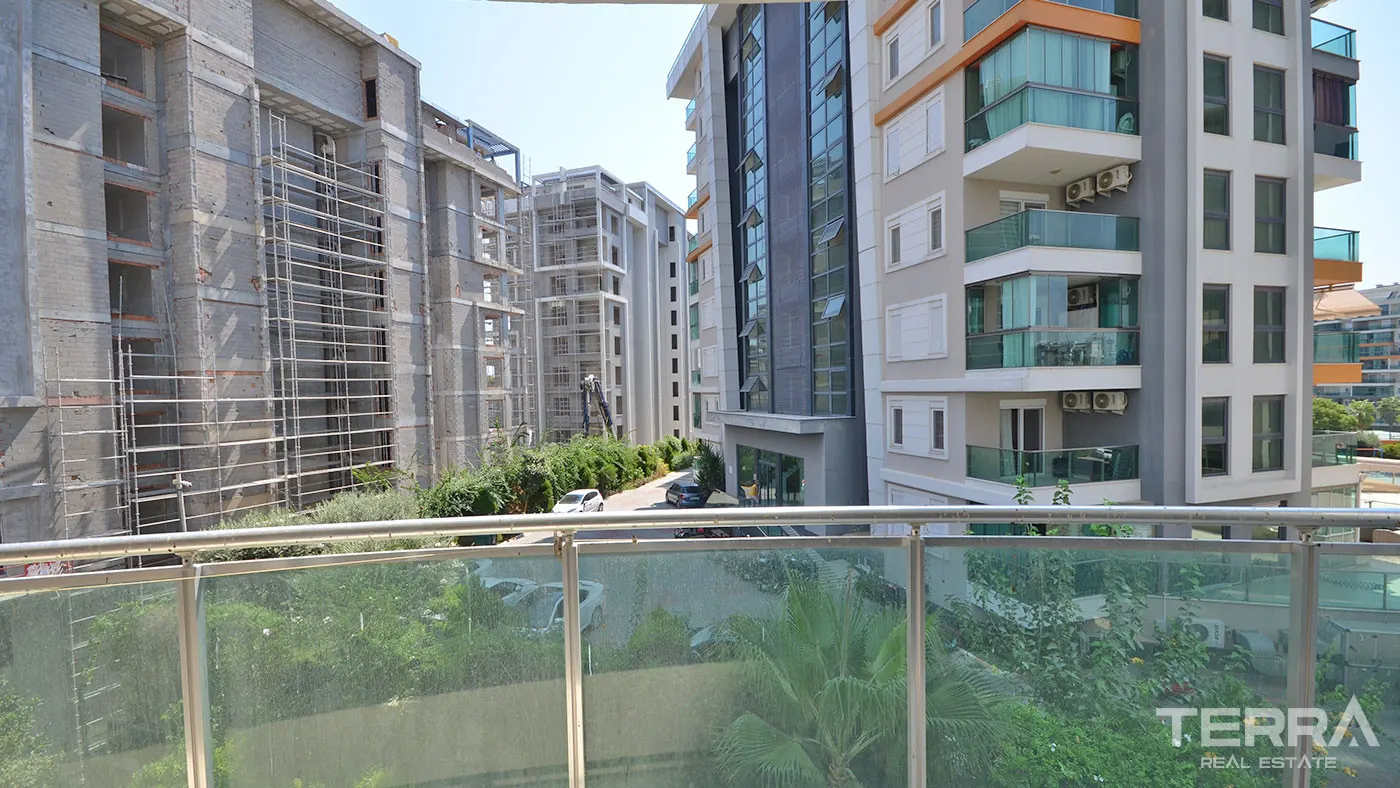 AVSALLAR CROWN CİTY'DE ÇOK UYGUN FİYATA KOMPLE EŞYALI 2+1 DAİRE