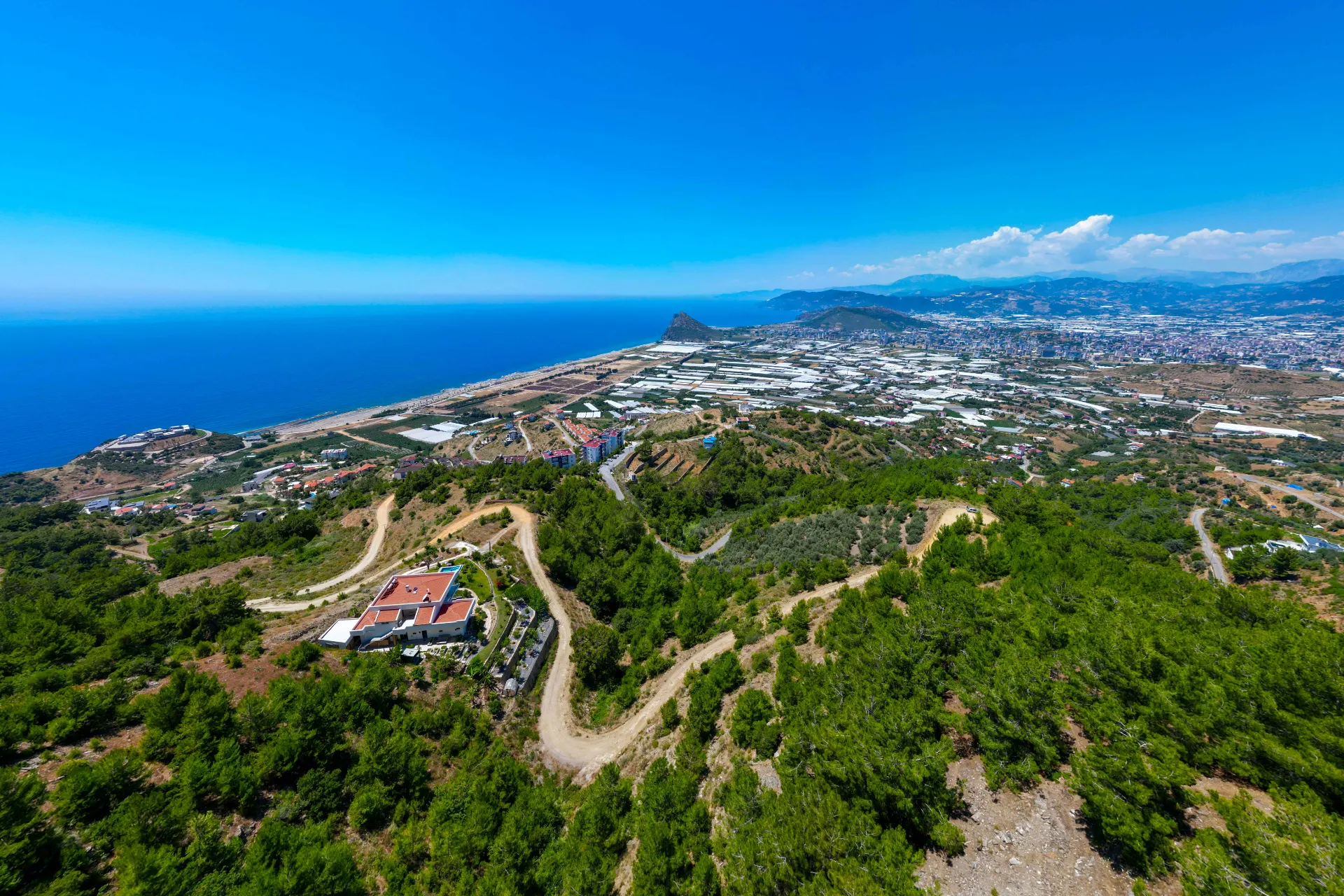 Antalya Gazipaşa'da Satılık İmarlı Deniz Manzaralı Arsa