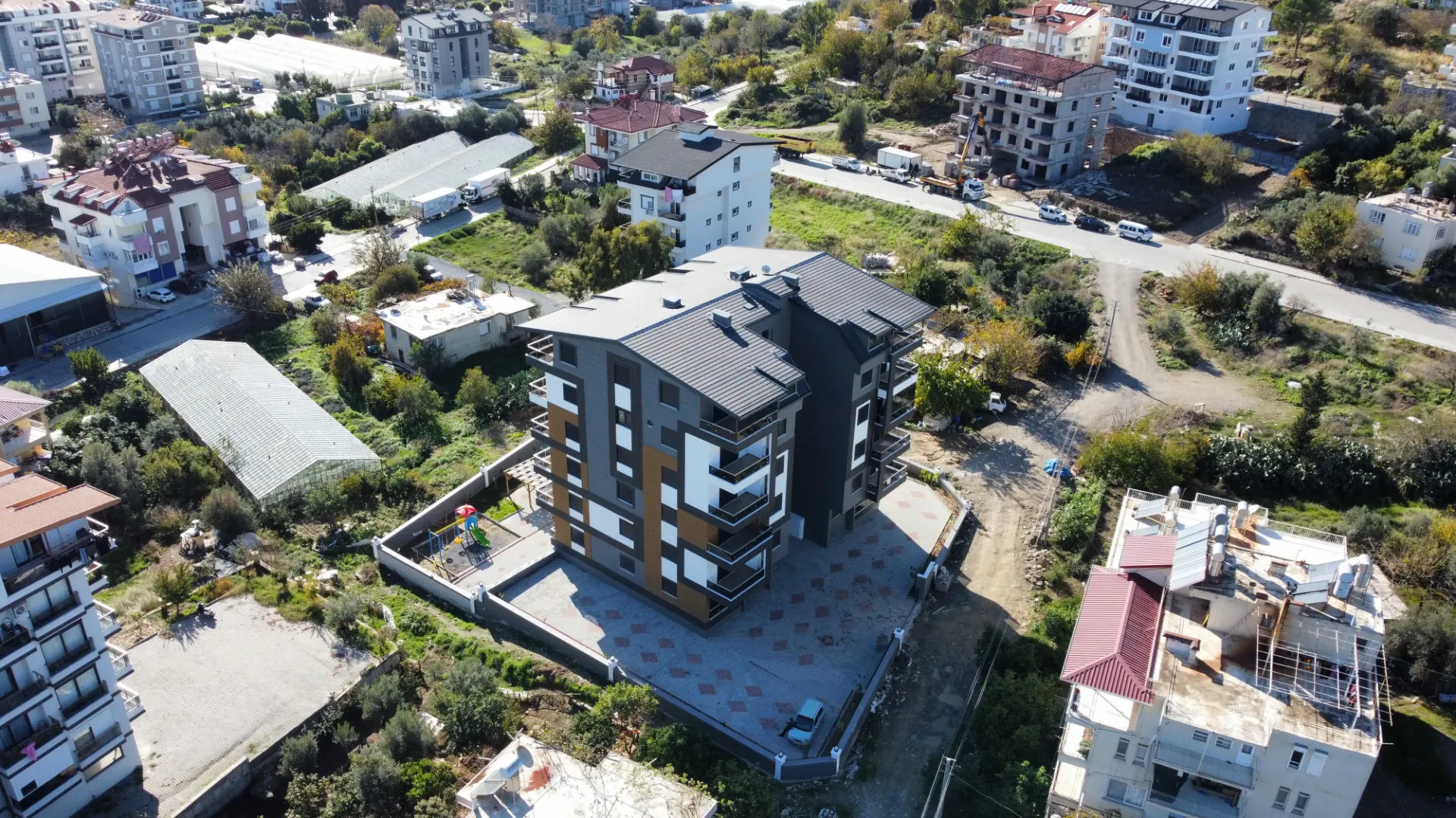 ÇİNİ İNŞAATTAN 1+1 58M2 4.KAT SATILIK LUX SON 1 DAİRE !!!