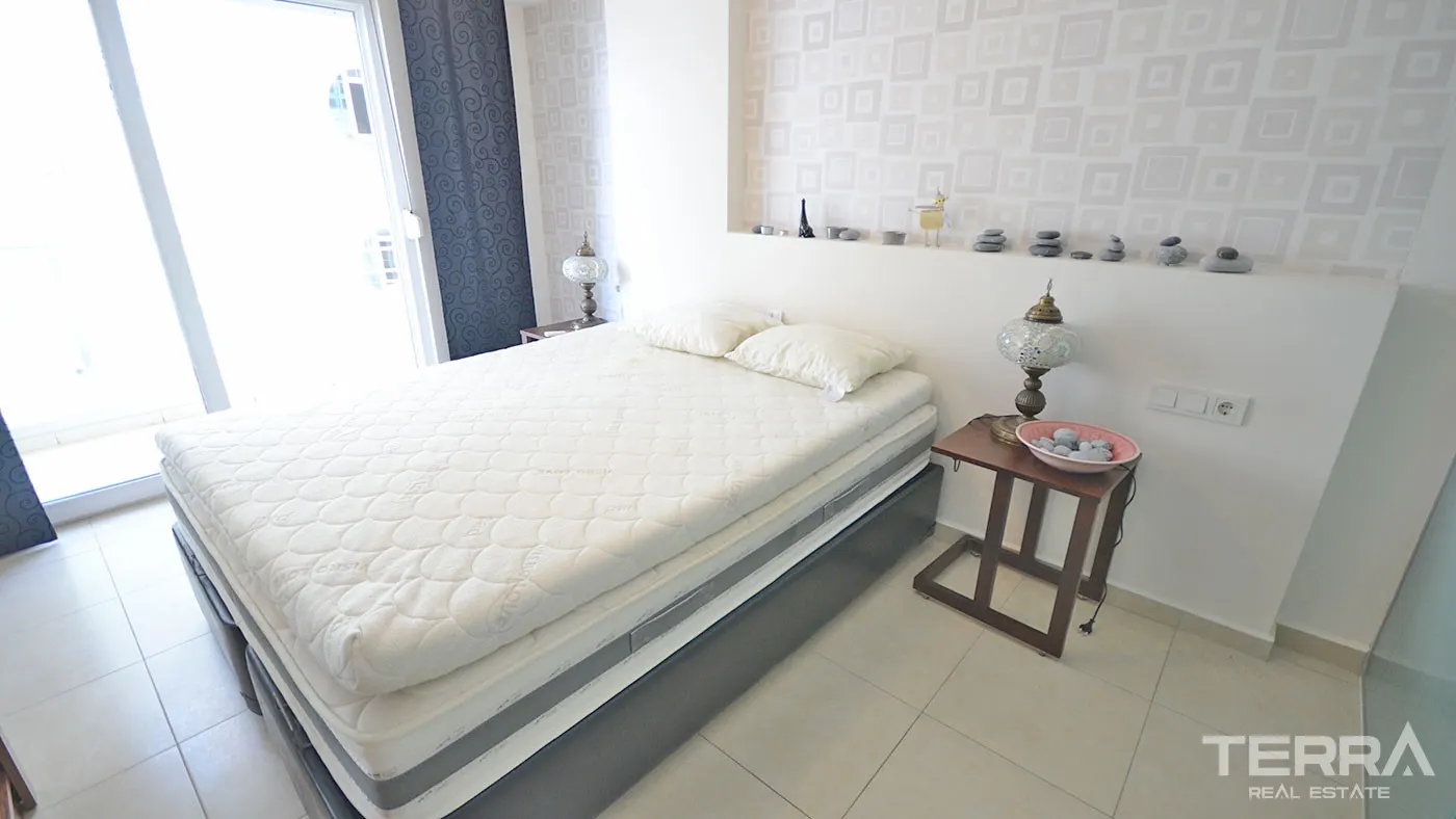 KESTEL'DE DENİZE 50 M MESAFEDE KOMPLE EŞYALI SATILIK DAİRE