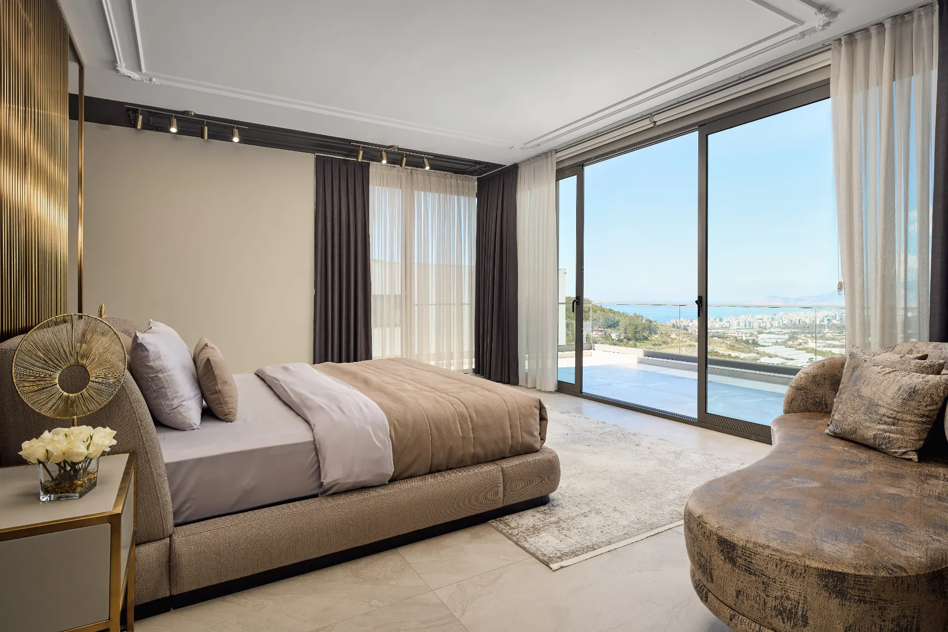Antalya Alanya'da Satılık 2+1 Daire
