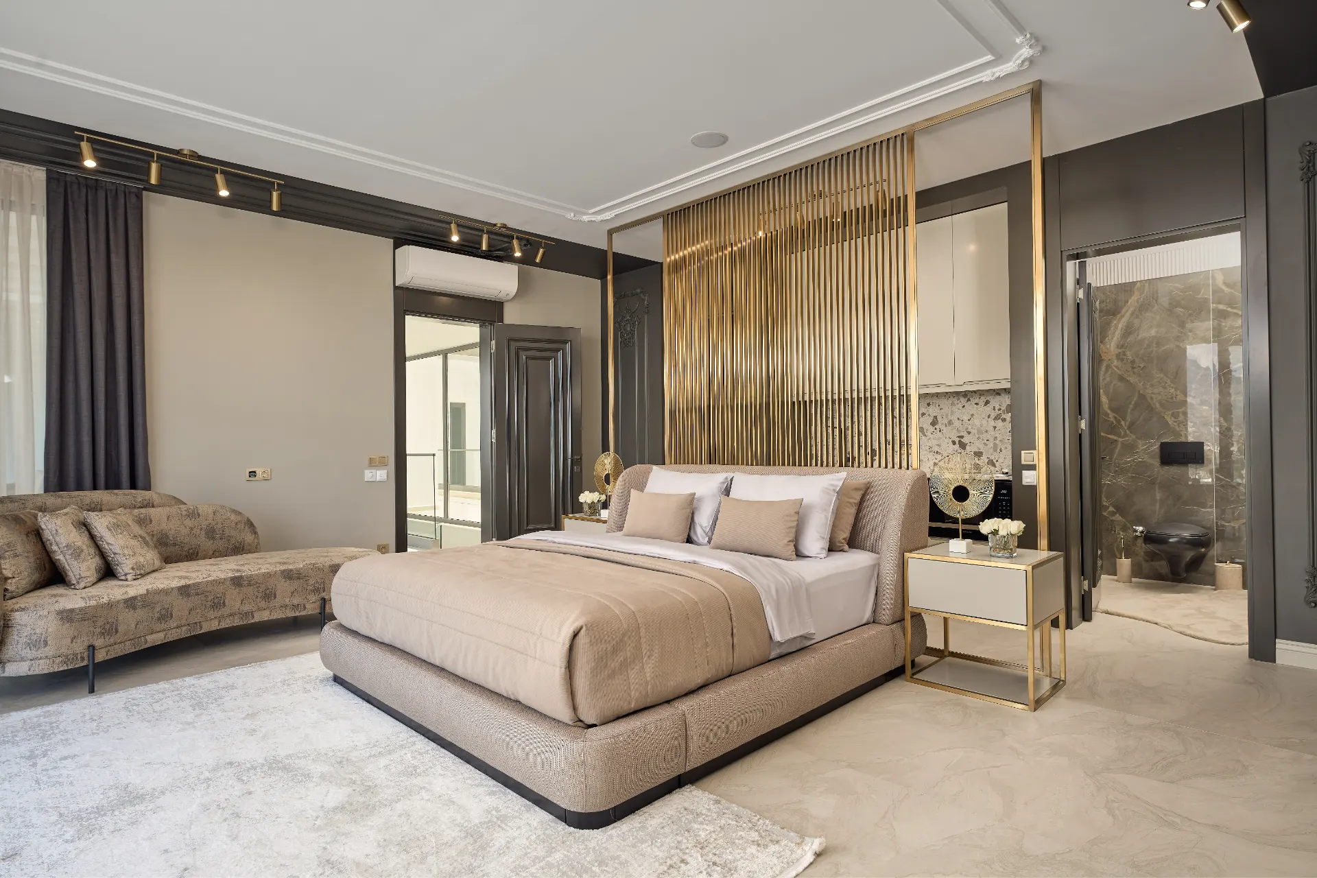 Antalya Alanya'da Satılık 2+1 Daire
