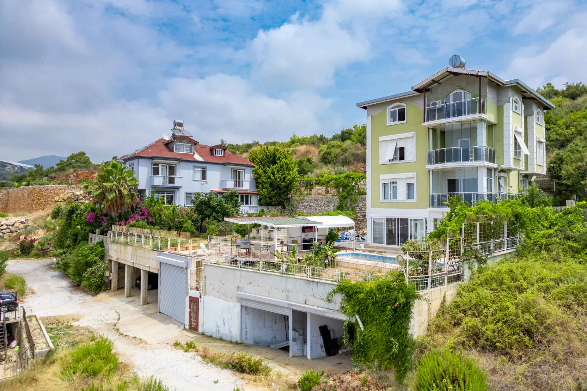 Denize 500 Metre! Deniz Manzaralı Villa 1.015 m²  Arsa!