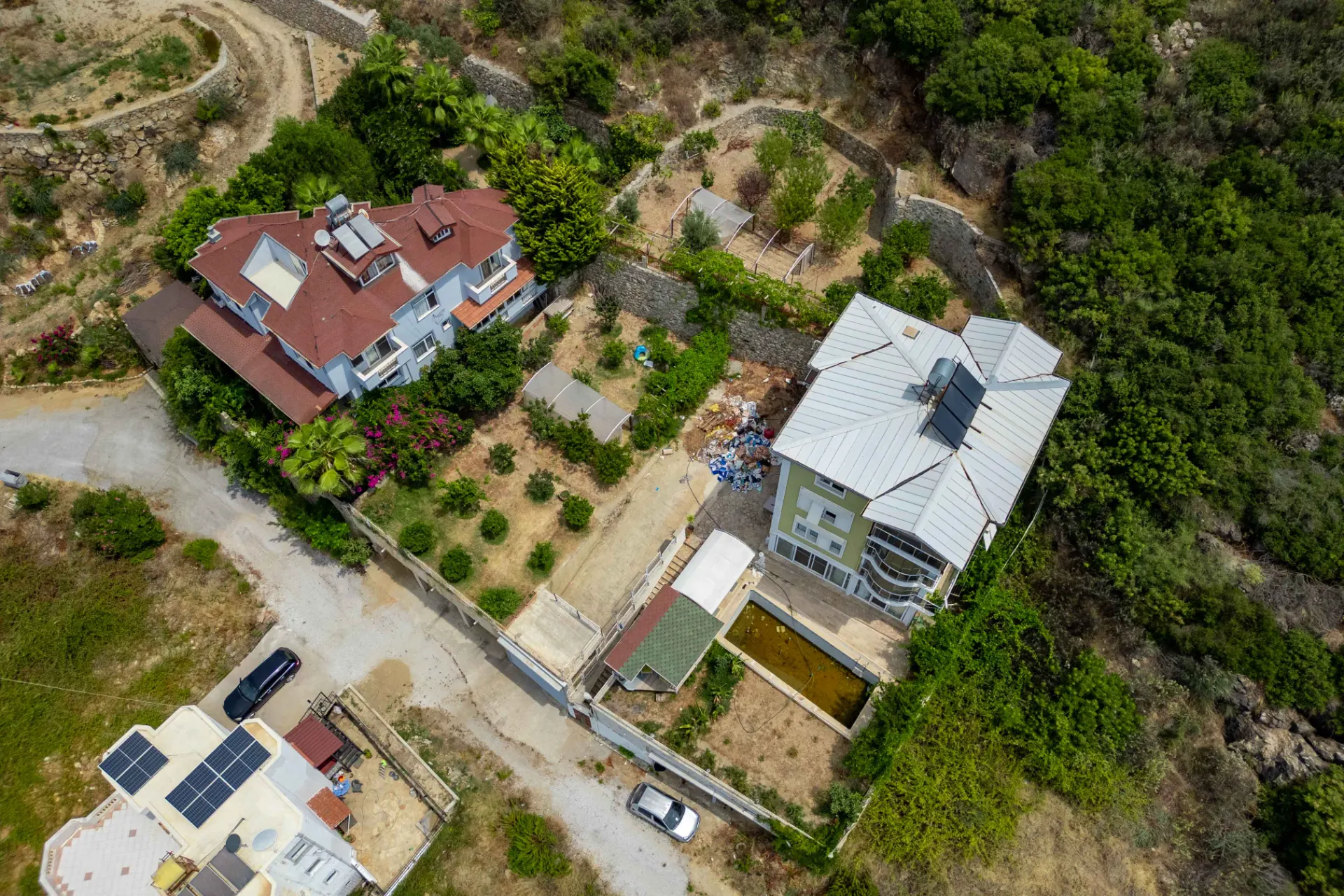 Denize 500 Metre! Deniz Manzaralı Villa 1.015 m²  Arsa!