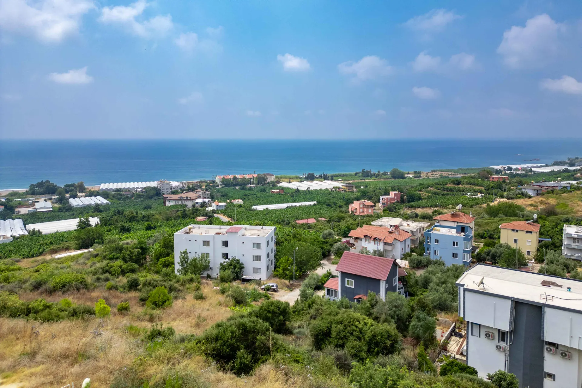 Denize 500 Metre! Deniz Manzaralı Villa 1.015 m²  Arsa!