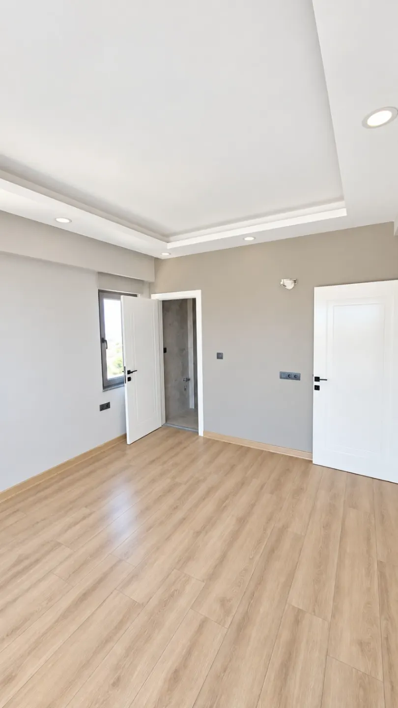 AKSU GÜZELYURT'TA SIFIR, HAVUZLU 2+1 KİRALIK DAİRE