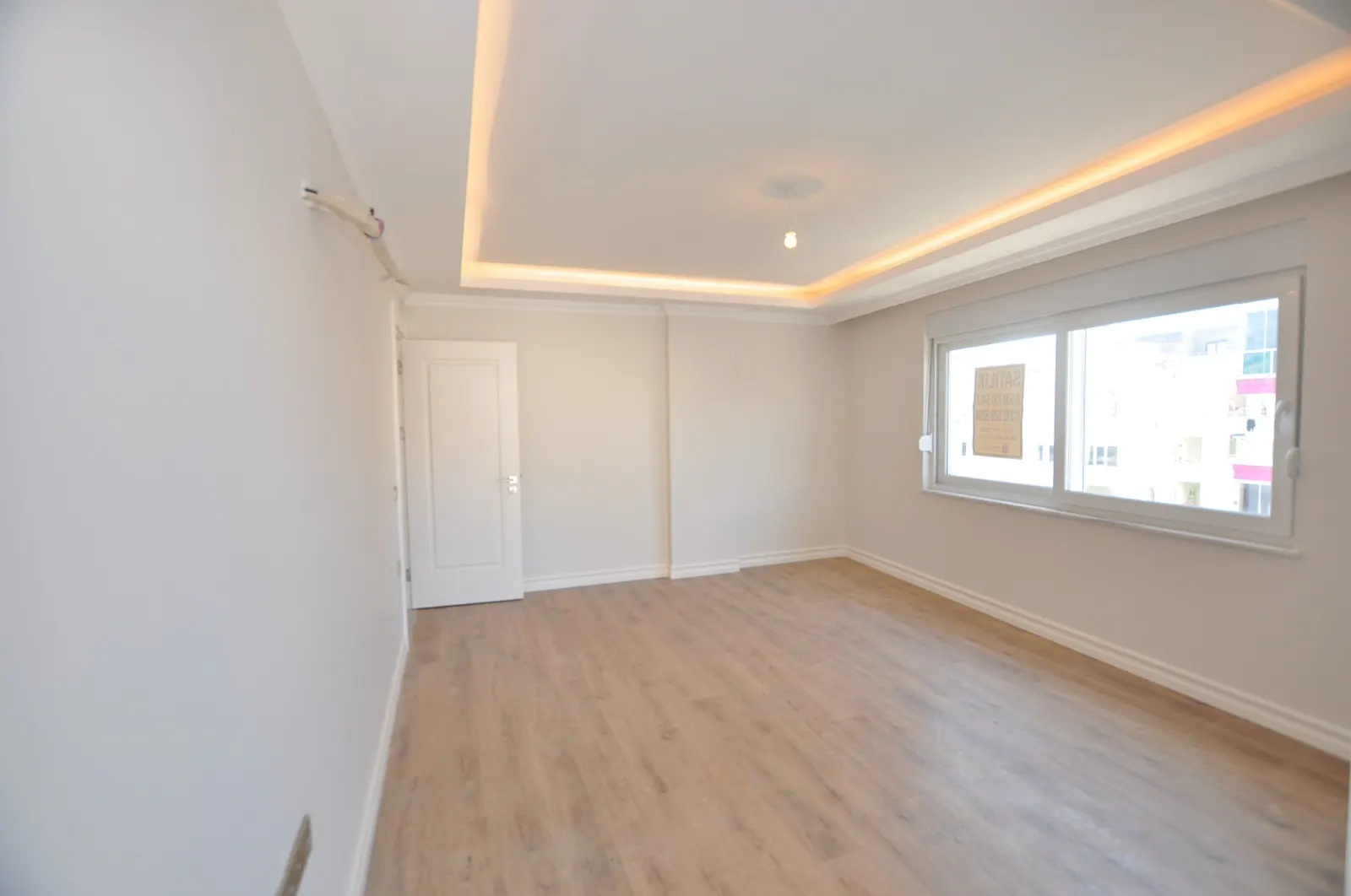 MAHMUTLAR'DA SATILIK  GENİŞ 2+1 DAİRE MELİH CONCEPT