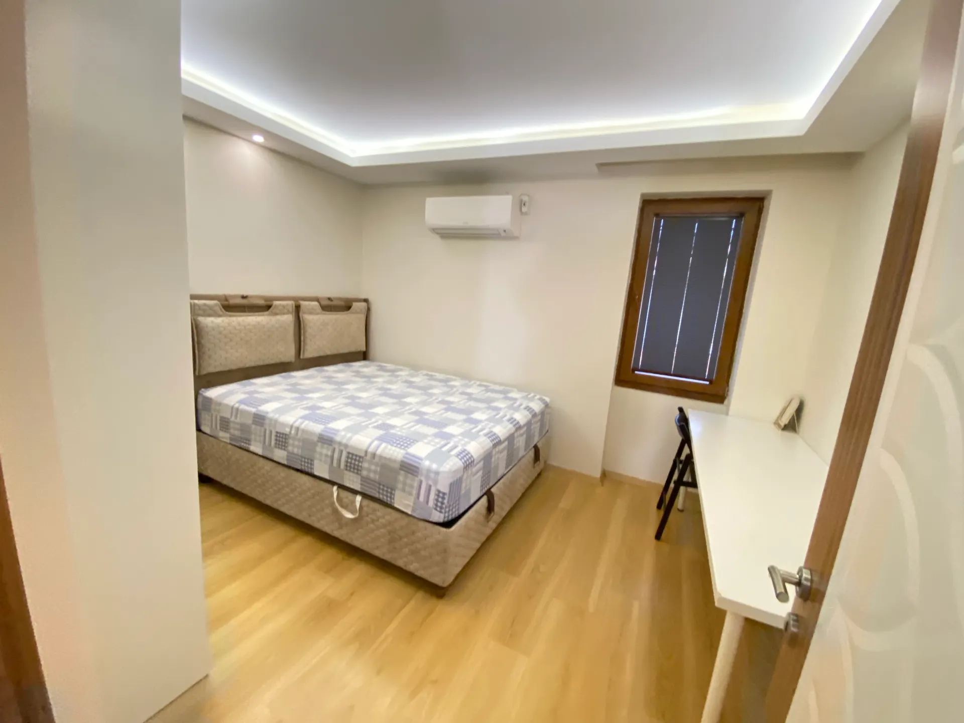 Seferihisar Ürkmez Erdem Tur Sitesinde Full Eşyalı, havuzlu & Akıllı Satılık 3+1 Villa