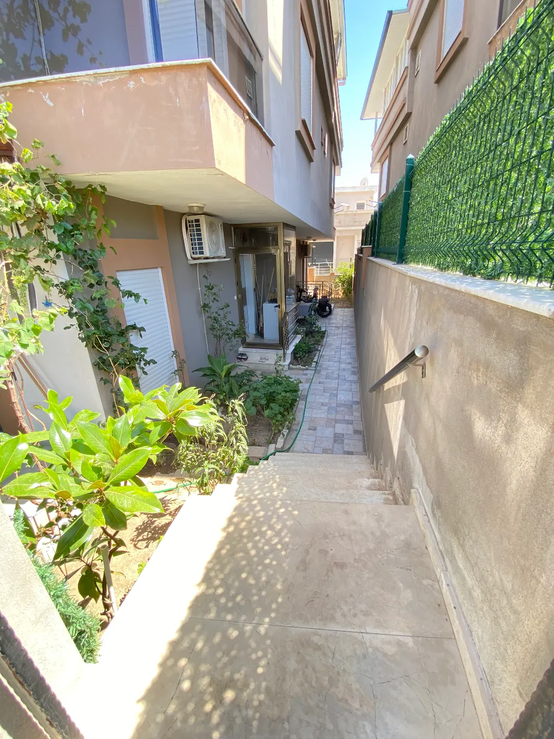 Seferihisar Payamlı'da, Isı Pompalı, Masrafsız Müstakil Köşe Satılık 3+1 Villa