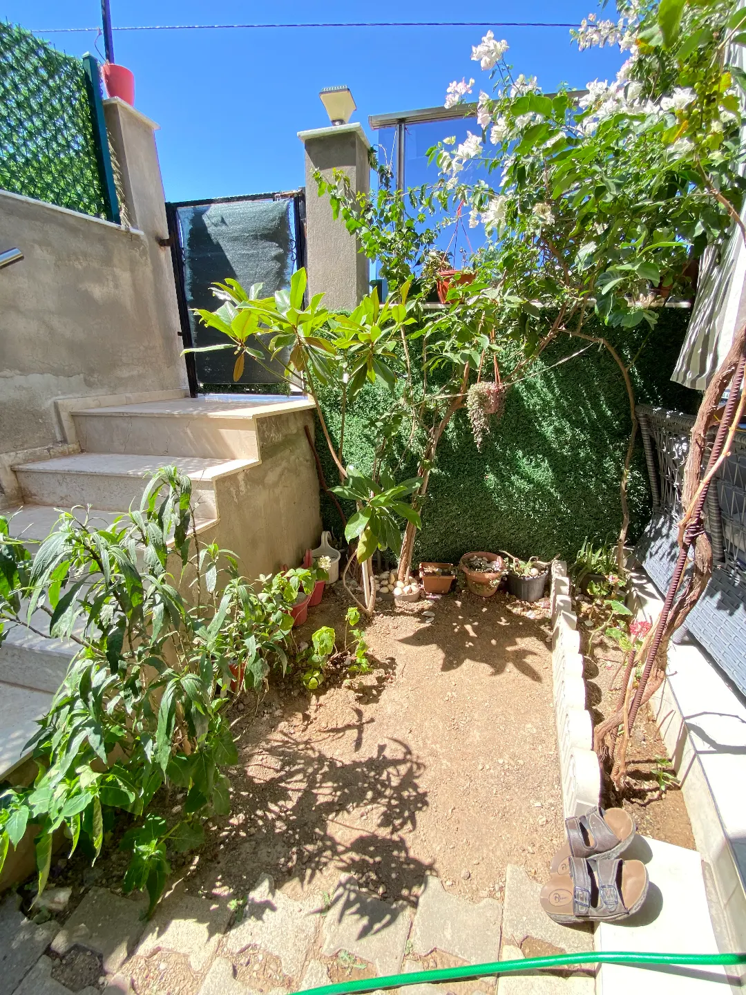 Seferihisar Payamlı'da, Isı Pompalı, Masrafsız Müstakil Köşe Satılık 3+1 Villa