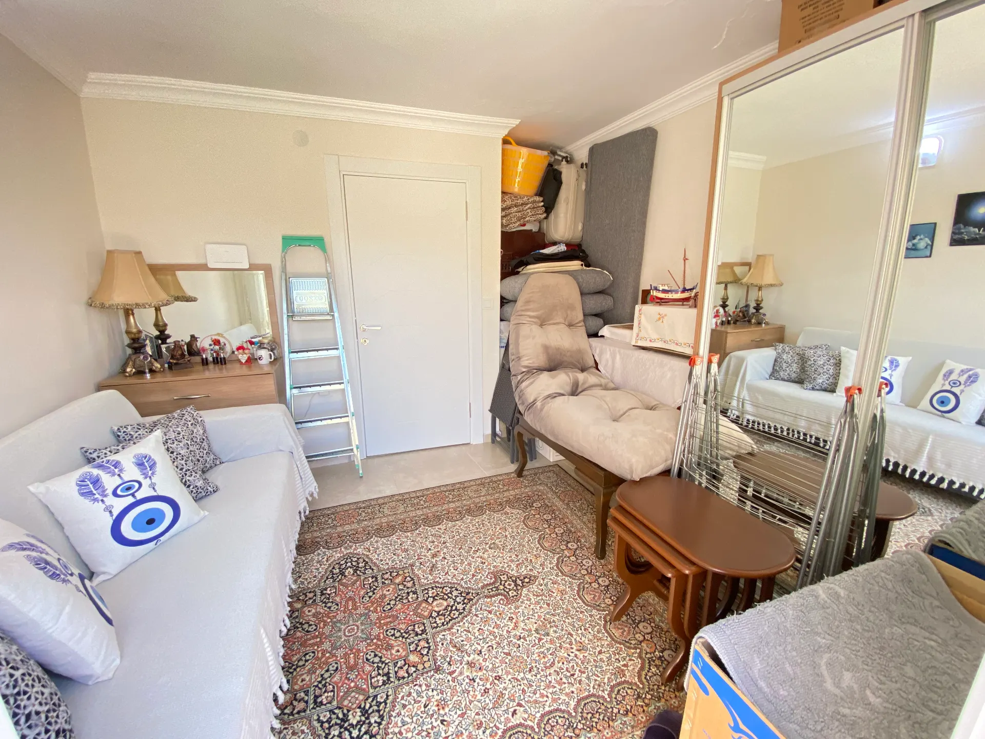Seferihisar Payamlı'da, Isı Pompalı, Masrafsız Müstakil Köşe Satılık 3+1 Villa