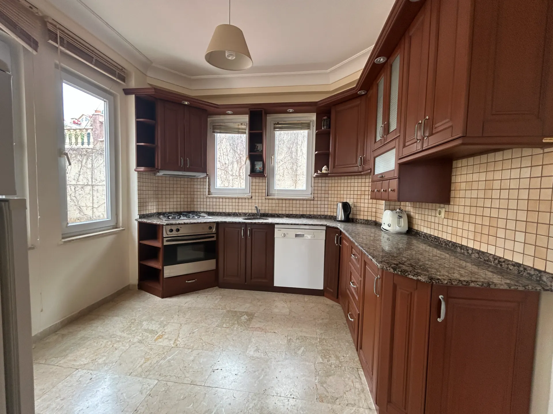 GOLDCITY KARGICAK ALANYA SATILIK 3+1 VİLLA