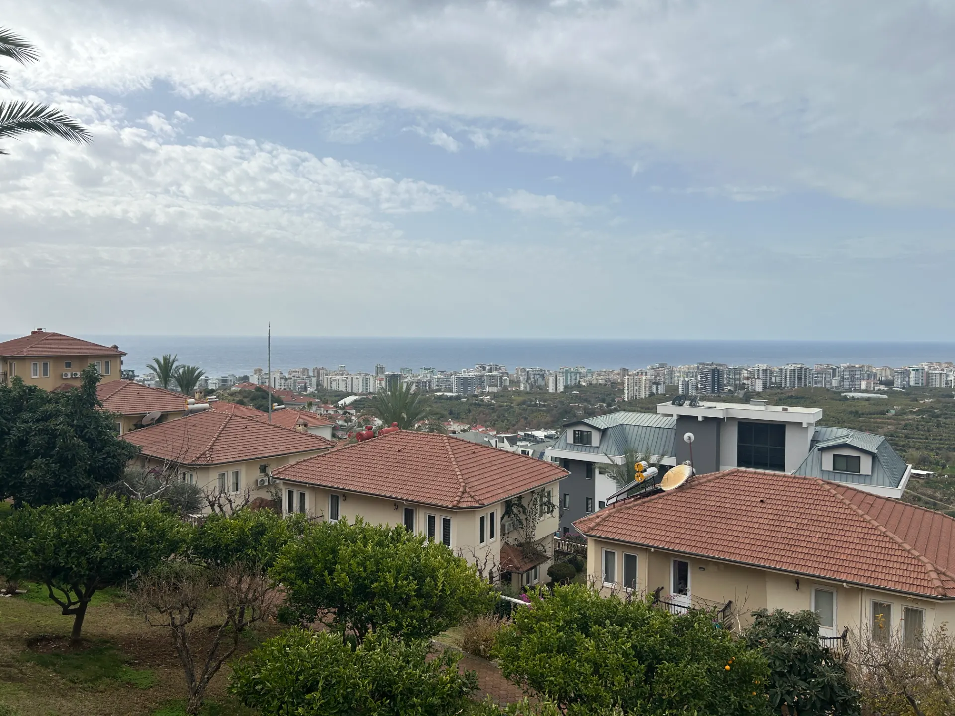 GOLDCITY KARGICAK ALANYA SATILIK 3+1 VİLLA