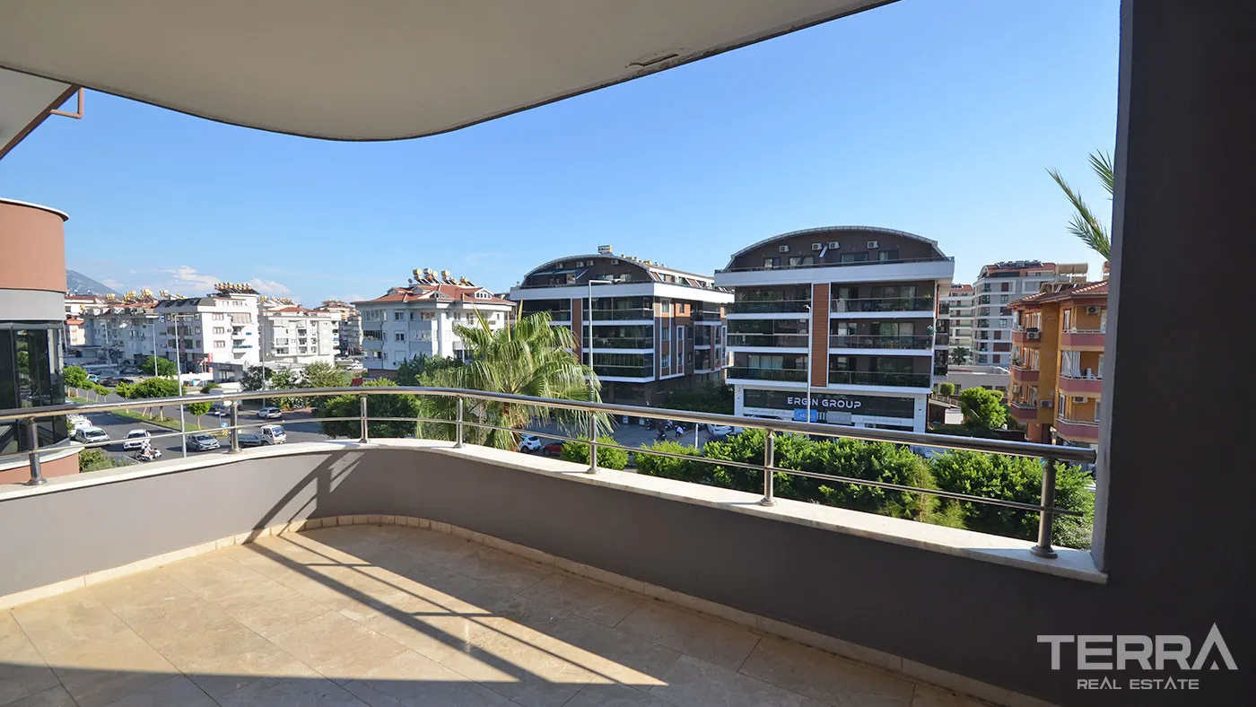ALANYA SUGÖZÜ’NDE RAHİME REİSOĞLU SİTESİ’NDE SATILIK 2+1 DAİRE