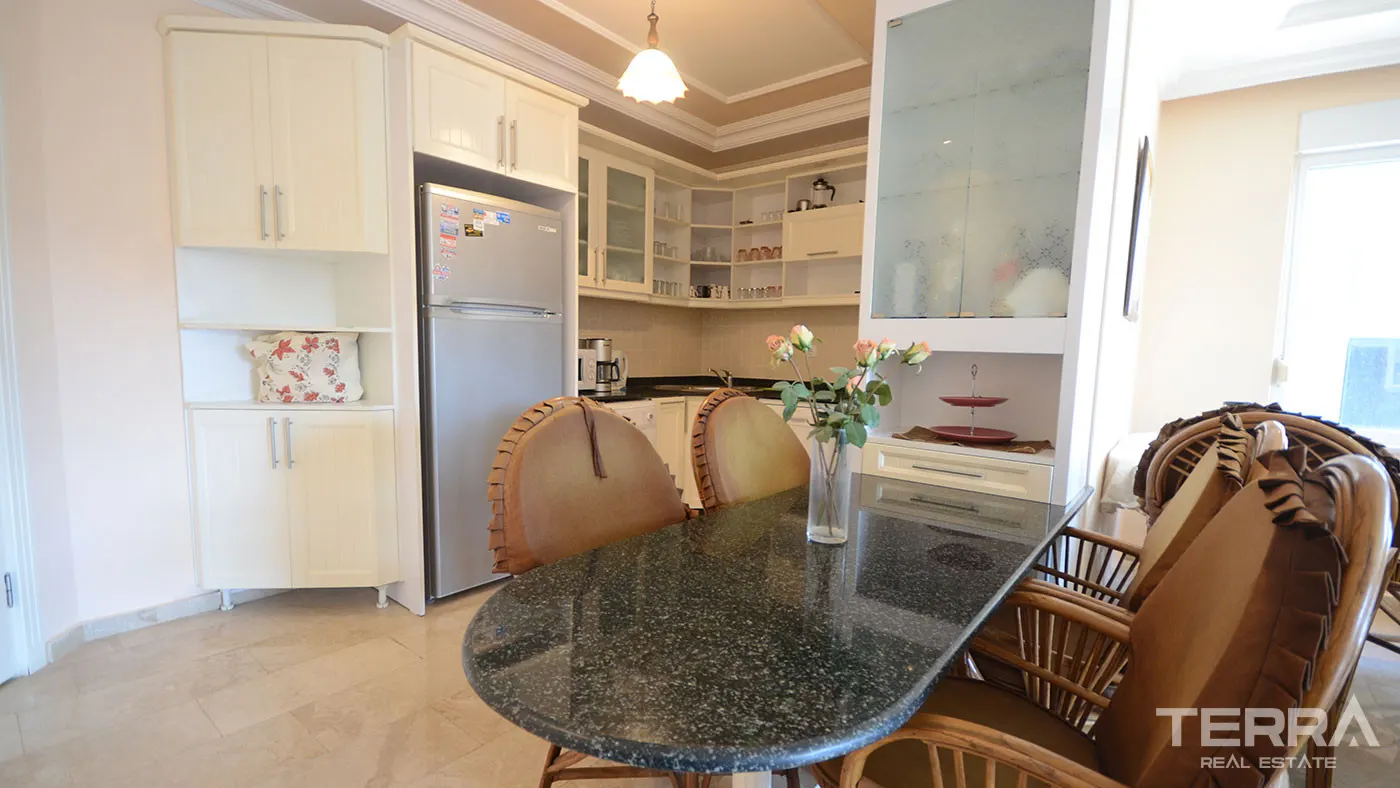 ALANYA SUGÖZÜ’NDE RAHİME REİSOĞLU SİTESİ’NDE SATILIK 2+1 DAİRE