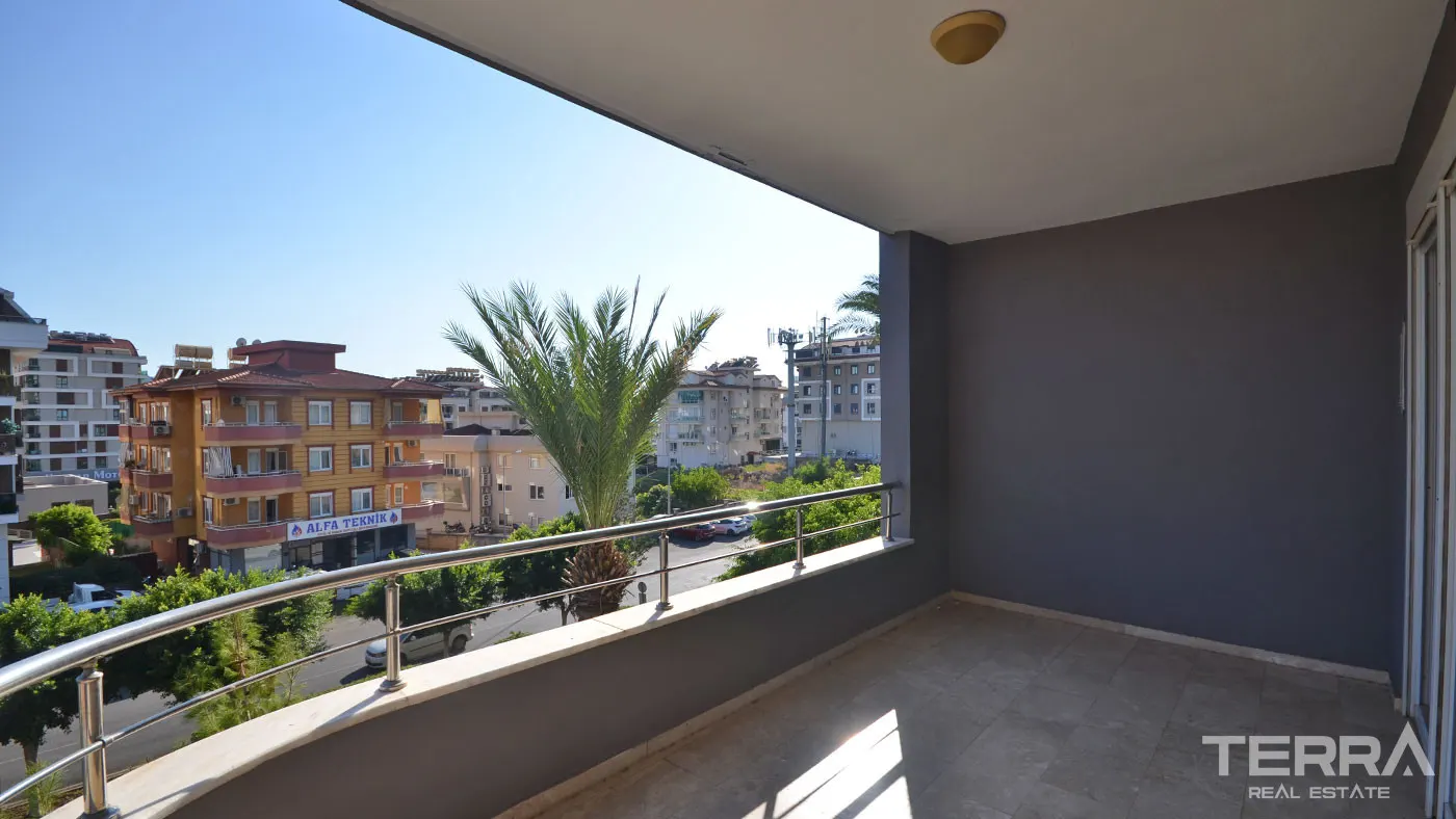 ALANYA SUGÖZÜ’NDE RAHİME REİSOĞLU SİTESİ’NDE SATILIK 2+1 DAİRE