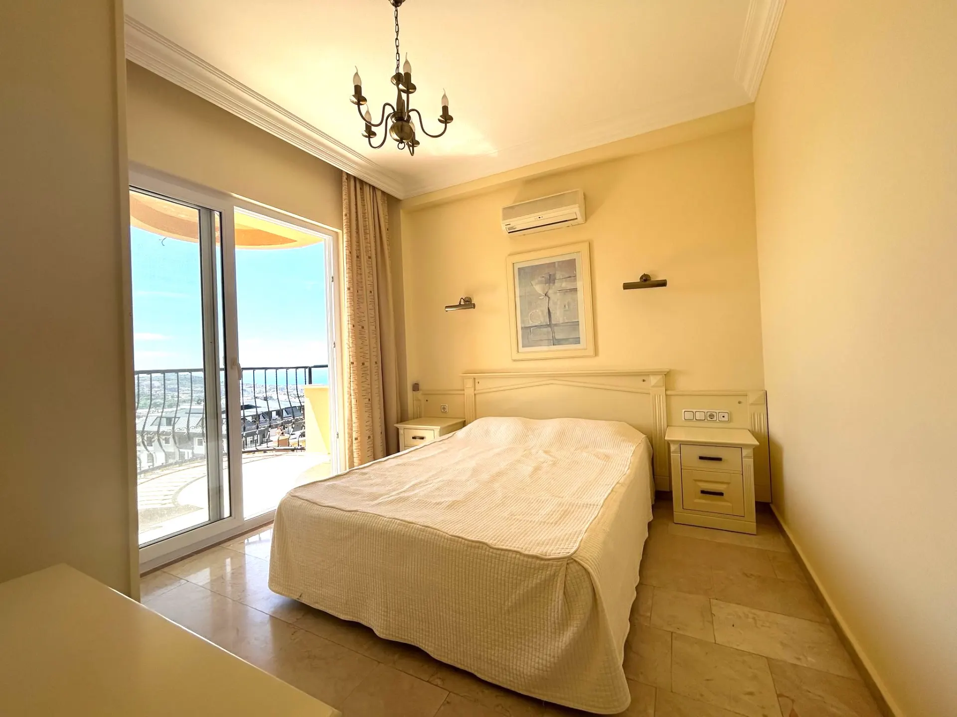 ALANYA KARGICAK  SATILIK DENİZ MANZARALI BAHÇELİ 3+1