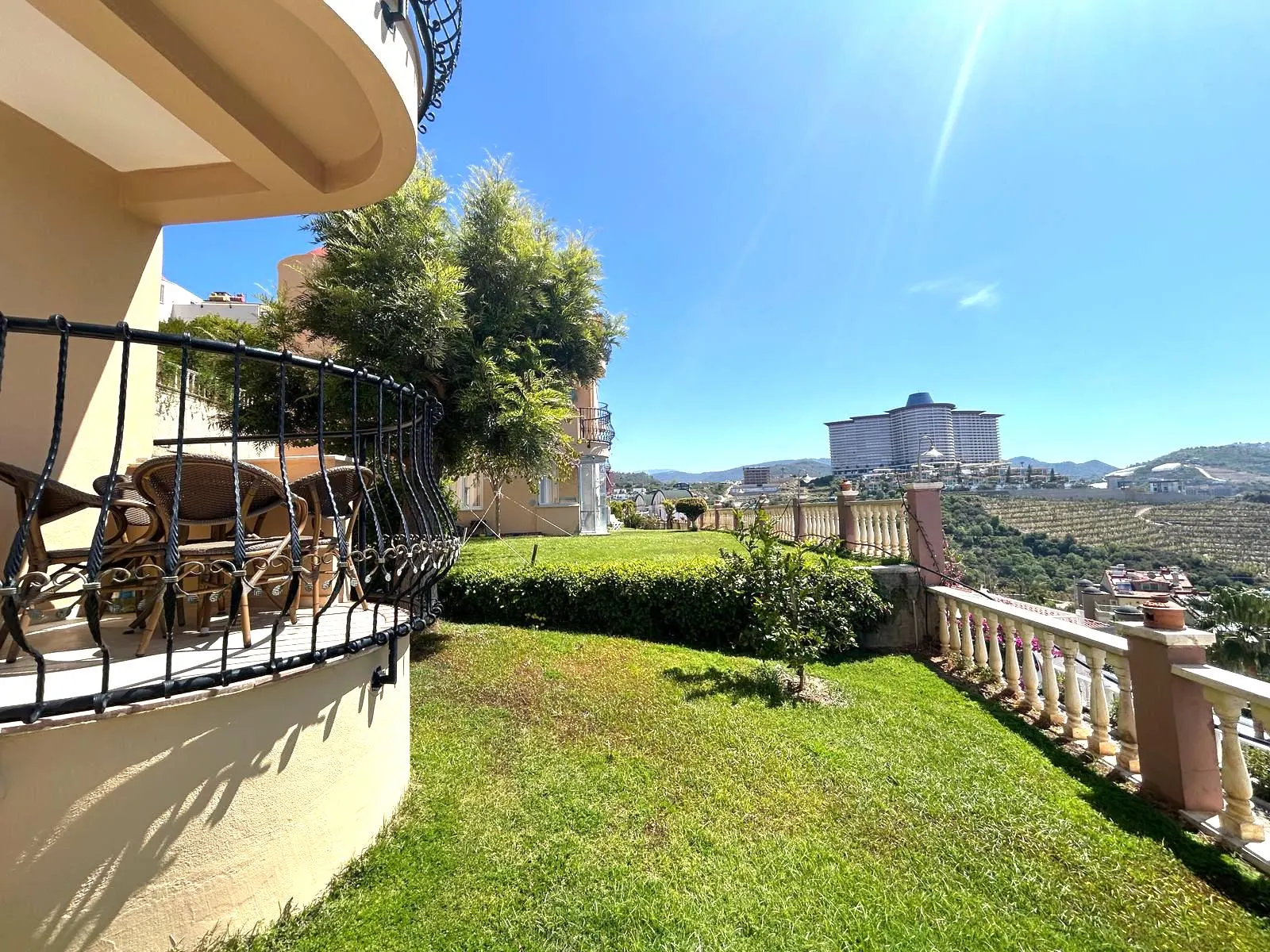 ALANYA KARGICAK  SATILIK DENİZ MANZARALI BAHÇELİ 3+1