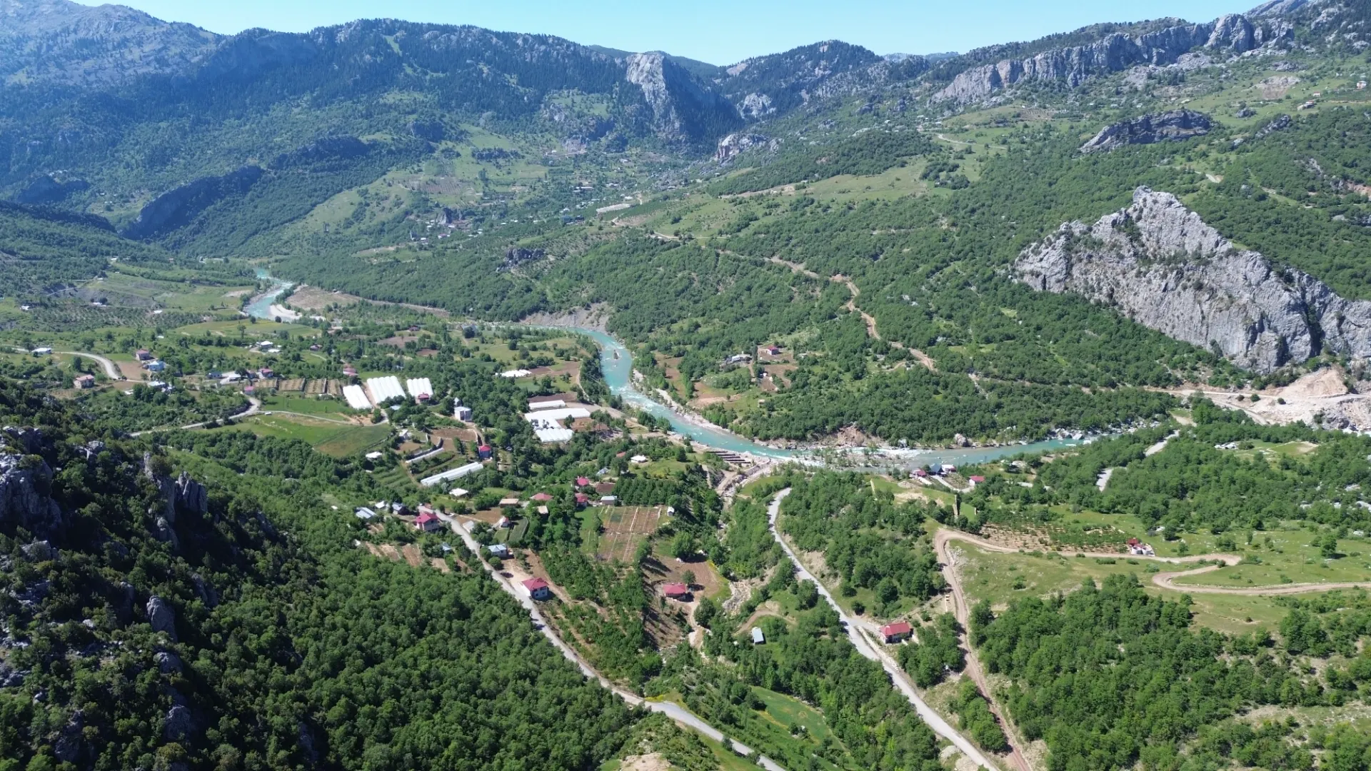 Alanya nın en güzel yaylasında bulunan hazır kurulu bahçemiz satılıktır
