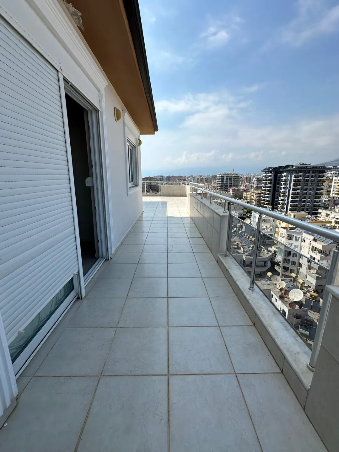 Alanya Mahmutlar full deniz manzaralı geniş dubleks daire