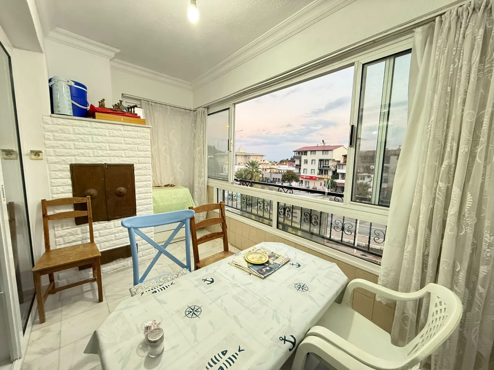 Seferihisar Mersin Alanı'nda Denize 150m Masrafsız, Geniş Satılık 2+1 Daire