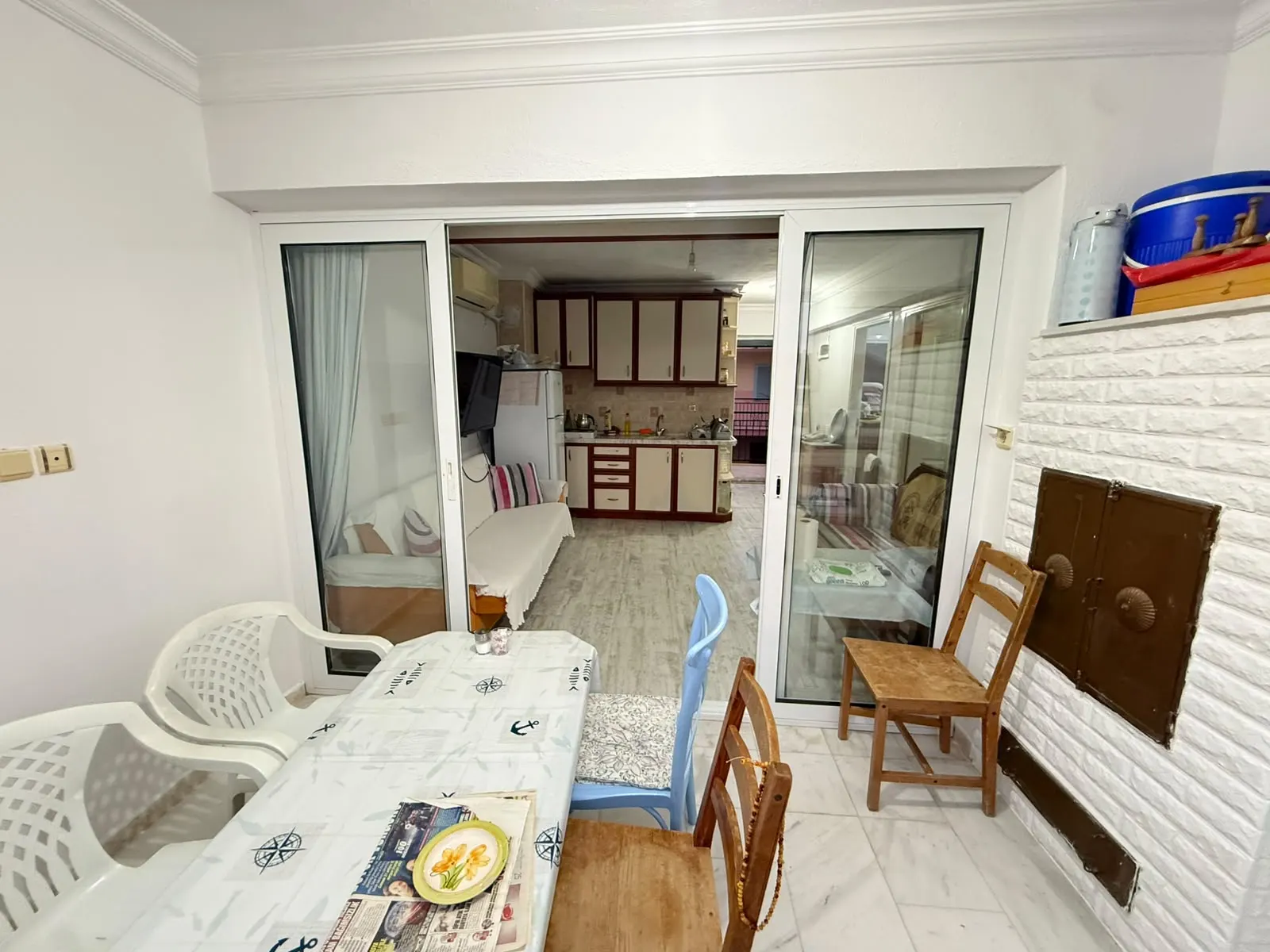 Seferihisar Mersin Alanı'nda Denize 150m Masrafsız, Geniş Satılık 2+1 Daire