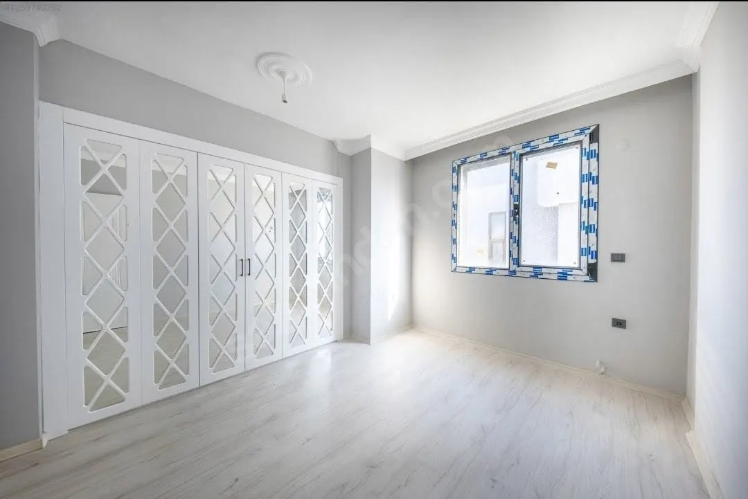 Seferihisar Cumhuriyet’te Denize Yakın, 316m² Arsa İçinde Tam Müstakil Lüks 3+1 Villa!