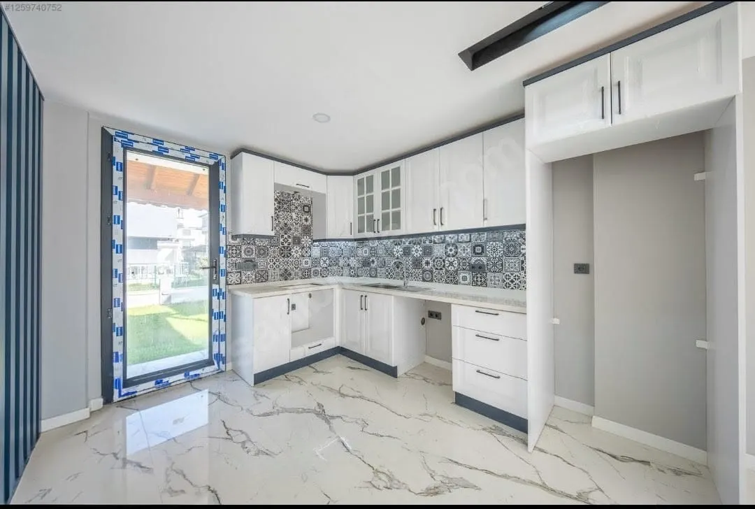 Seferihisar Cumhuriyet’te Denize Yakın, 316m² Arsa İçinde Tam Müstakil Lüks 3+1 Villa!