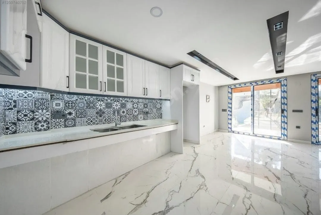 Seferihisar Cumhuriyet’te Denize Yakın, 316m² Arsa İçinde Tam Müstakil Lüks 3+1 Villa!