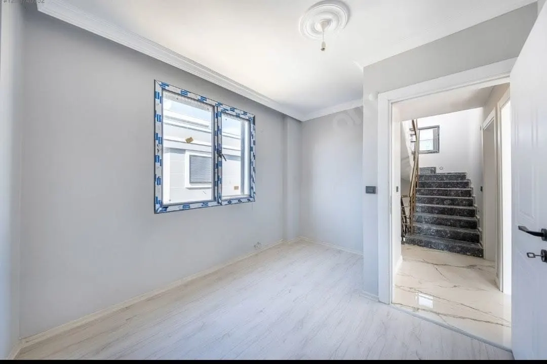 Seferihisar Cumhuriyet’te Denize Yakın, 316m² Arsa İçinde Tam Müstakil Lüks 3+1 Villa!